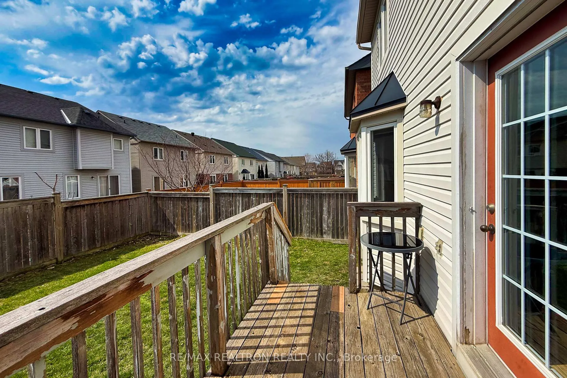 Photo 37 of 1868 Secretariat Place, Oshawa, Windfields — HOMEH