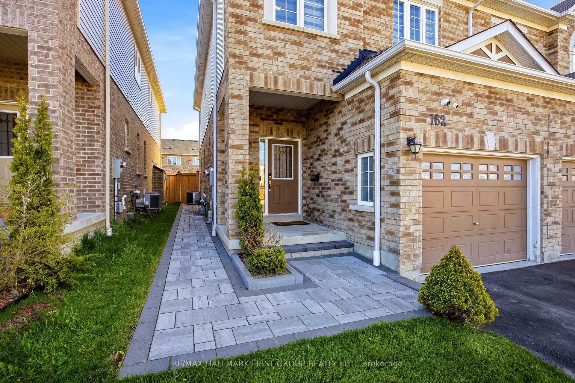 Photo 2 of 162 Leney Street, Ajax, South East — HOMEH