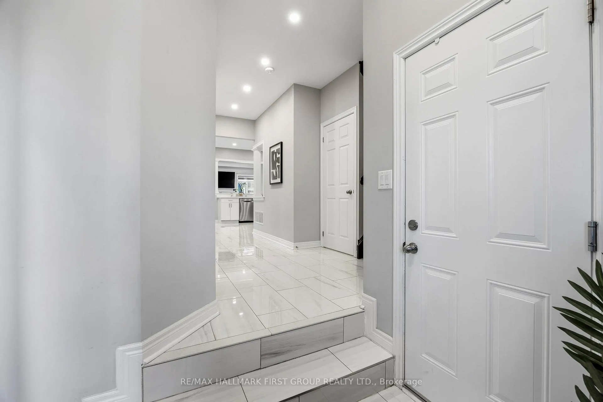 Photo 5 of 162 Leney Street, Ajax, South East — HOMEH