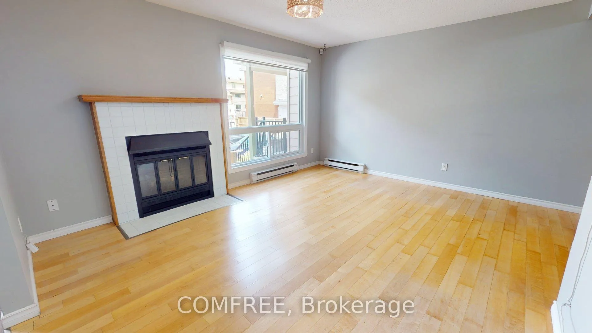Photo 3 of Unit 6, 268 Presland Road, Ottawa, Overbrook/Castle Heights — HOMEH