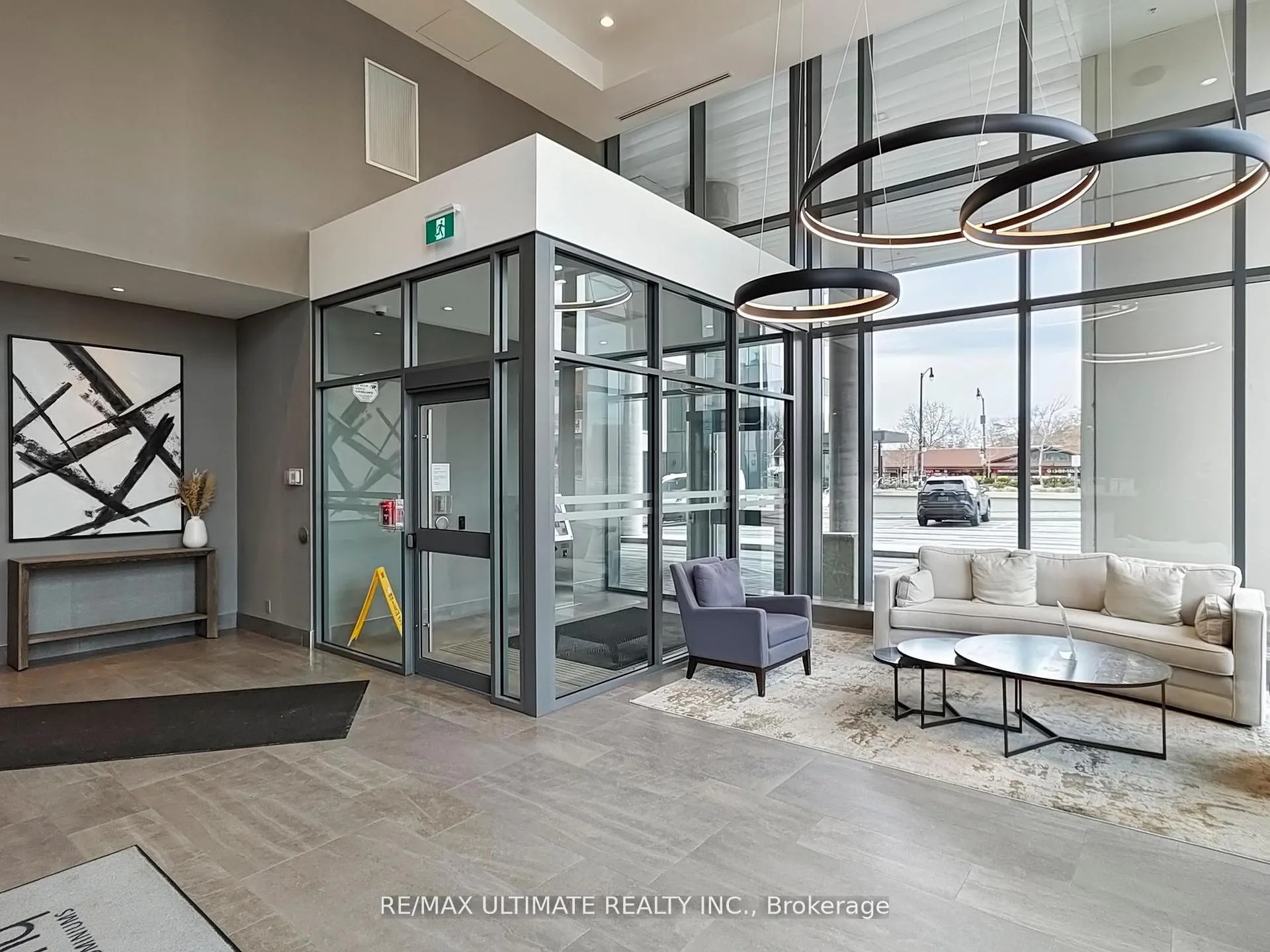 Photo 2 of Unit 906, 15 Lynch Street, Brampton, Downtown Brampton — HOMEH