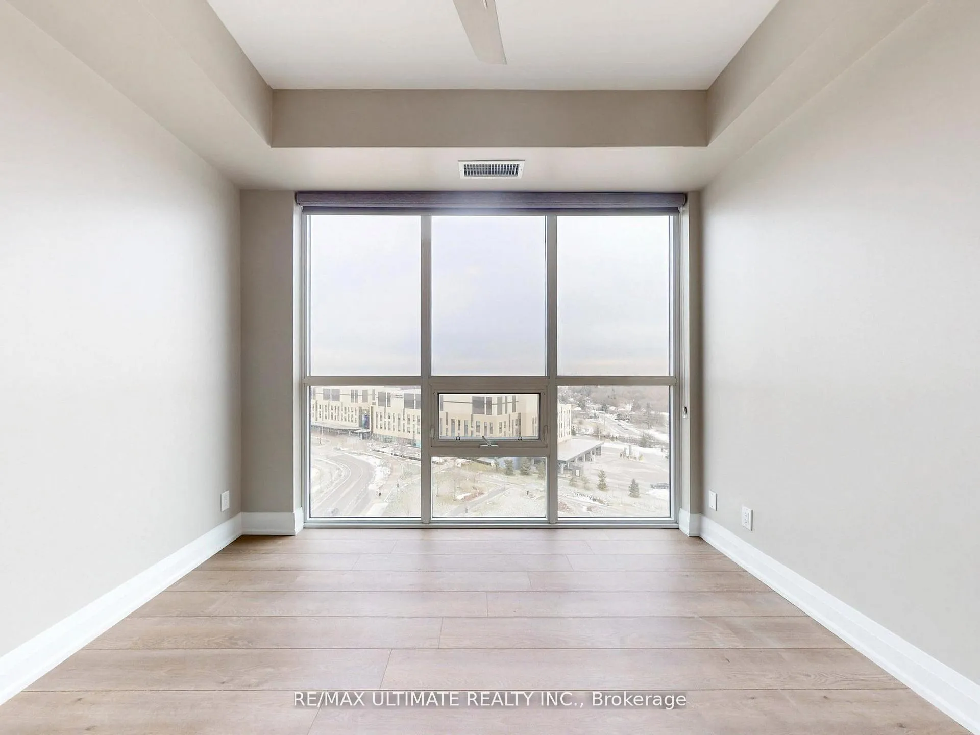 Photo 13 of Unit 906, 15 Lynch Street, Brampton, Downtown Brampton — HOMEH