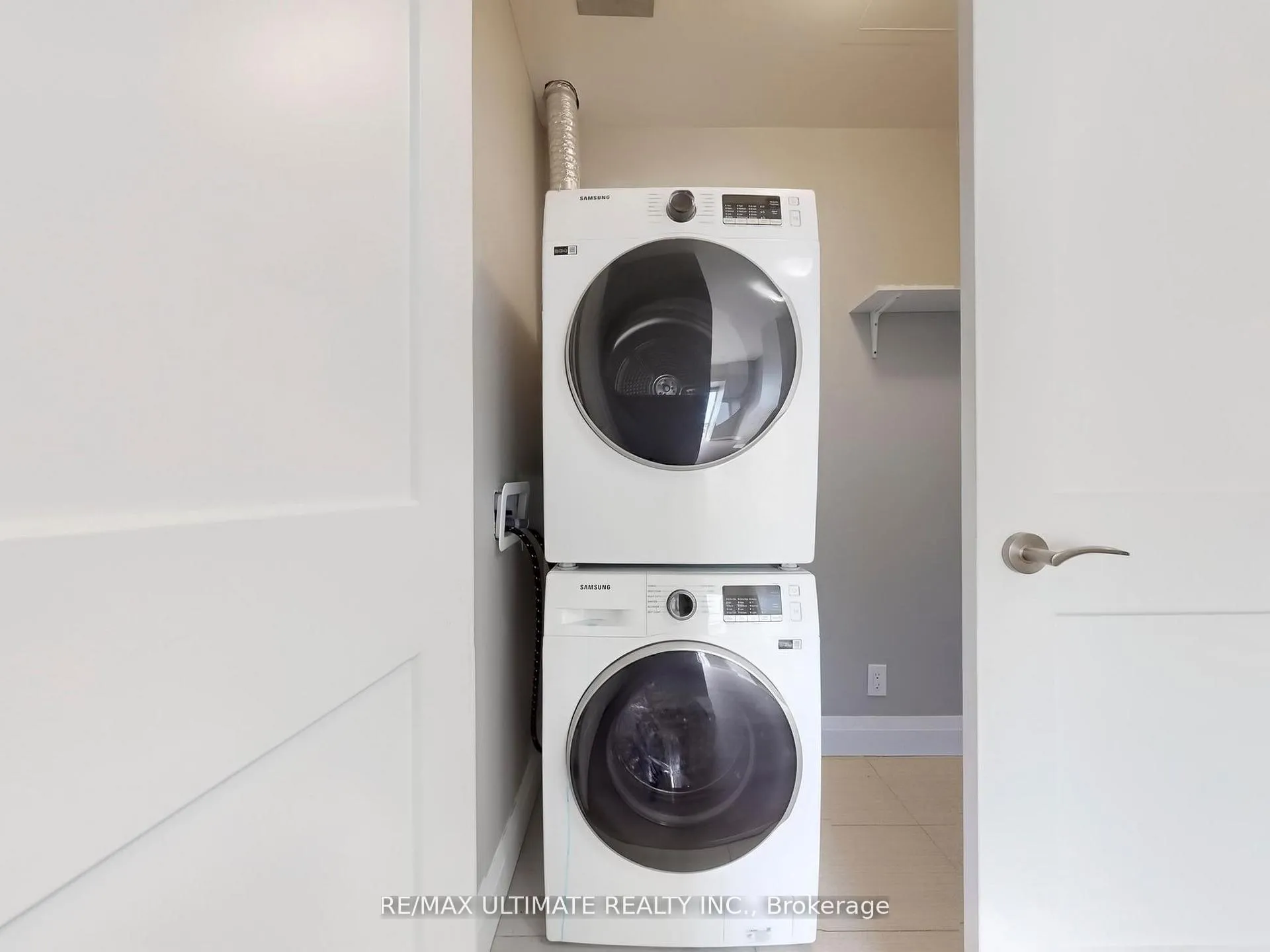Photo 23 of Unit 906, 15 Lynch Street, Brampton, Downtown Brampton — HOMEH
