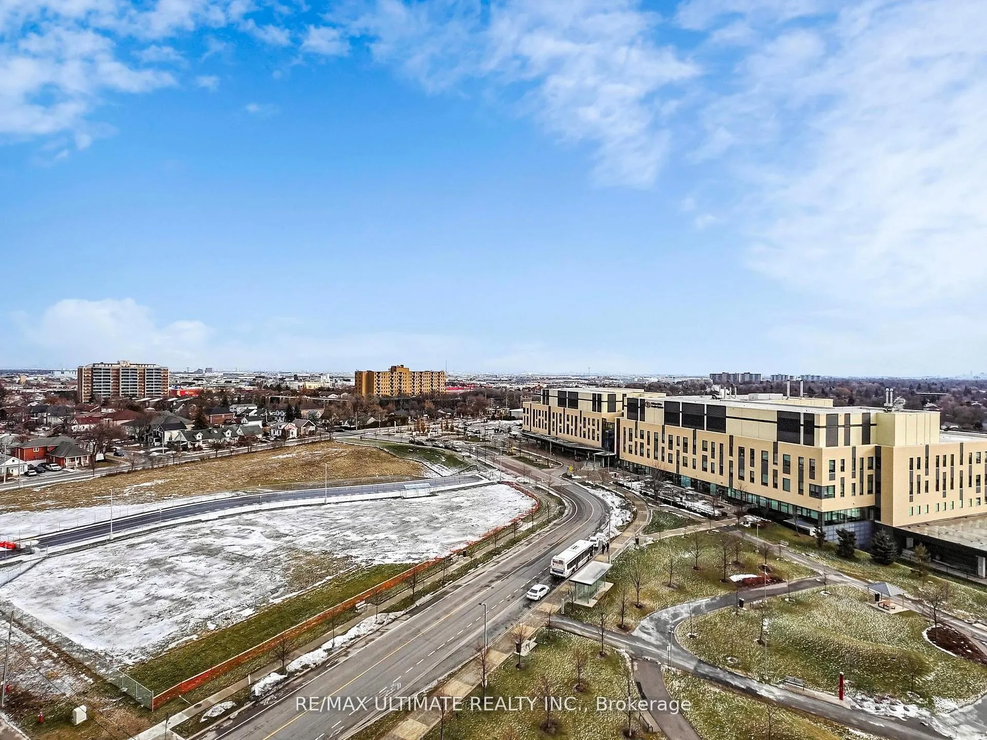 Photo 27 of Unit 906, 15 Lynch Street, Brampton, Downtown Brampton — HOMEH