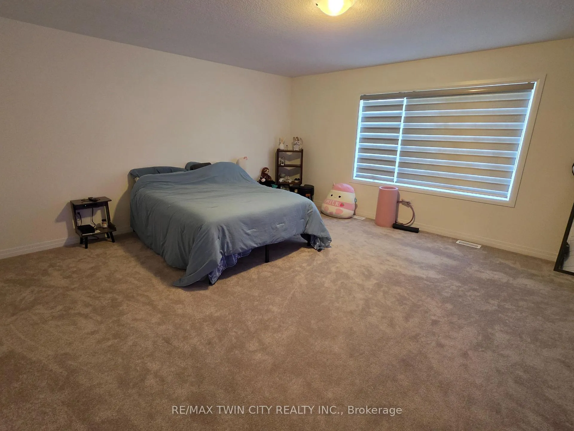 Photo 22 of 90 Stauffer Road, Brantford — HOMEH