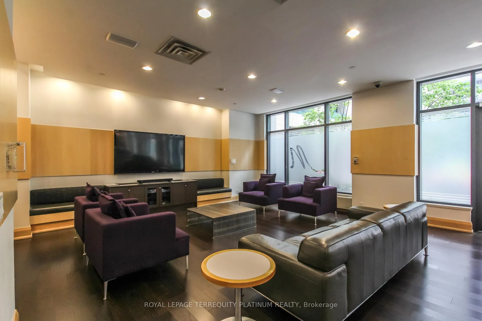 Photo 27 of Unit 727, 600 Fleet Street, Toronto, Niagara — HOMEH