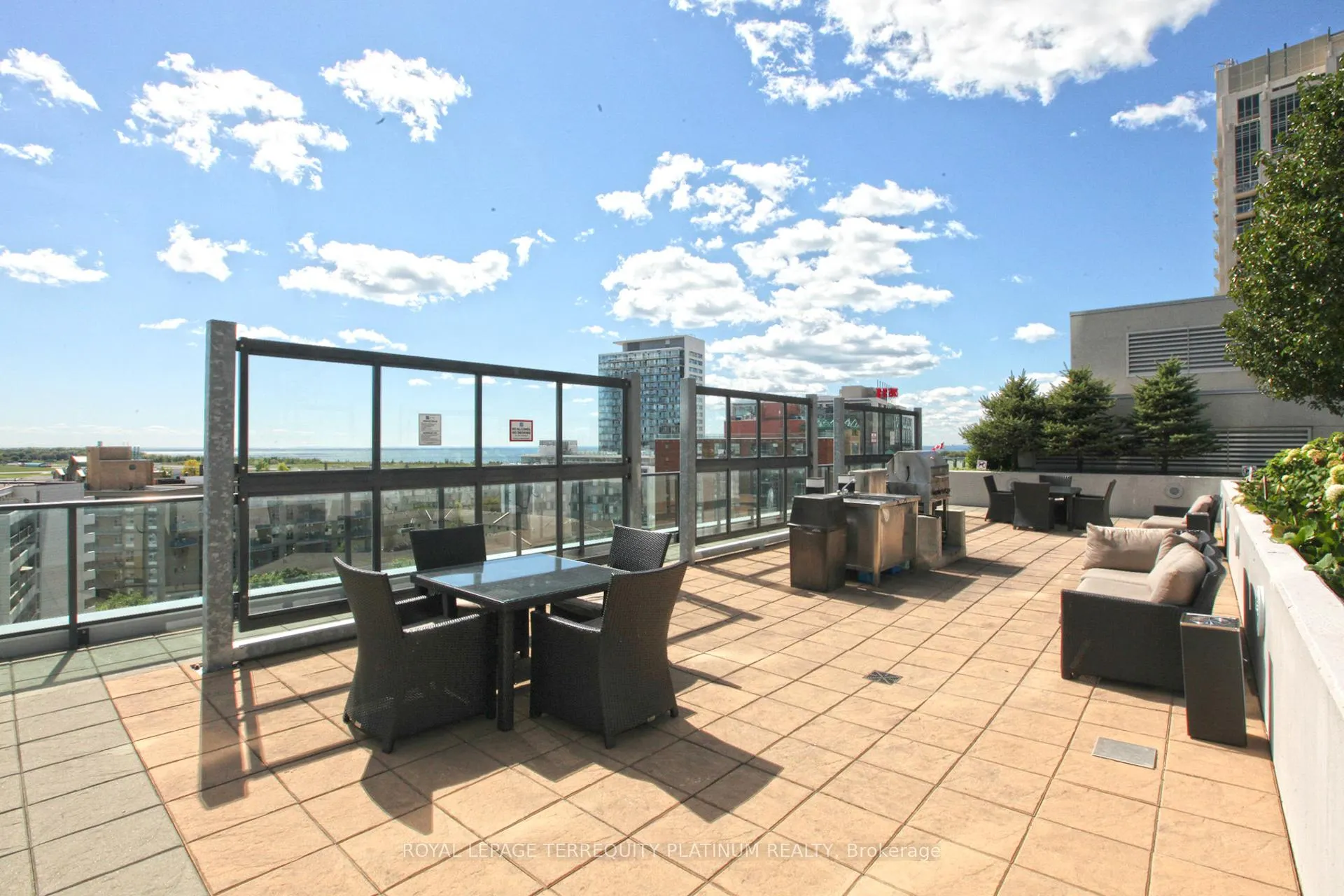 Photo 33 of Unit 727, 600 Fleet Street, Toronto, Niagara — HOMEH