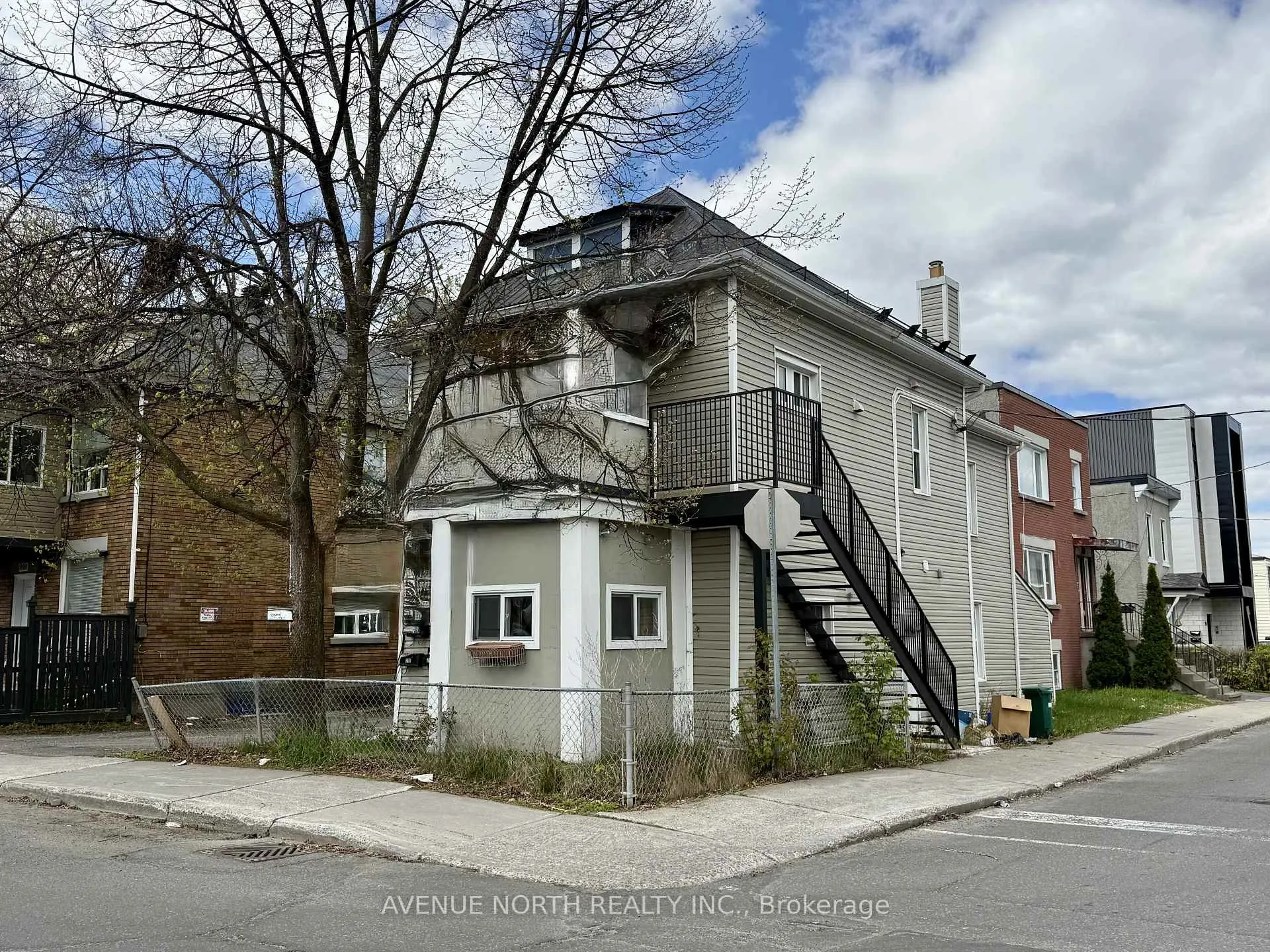 Photo 1 of 216 Hannah Street, Ottawa, Vanier — HOMEH