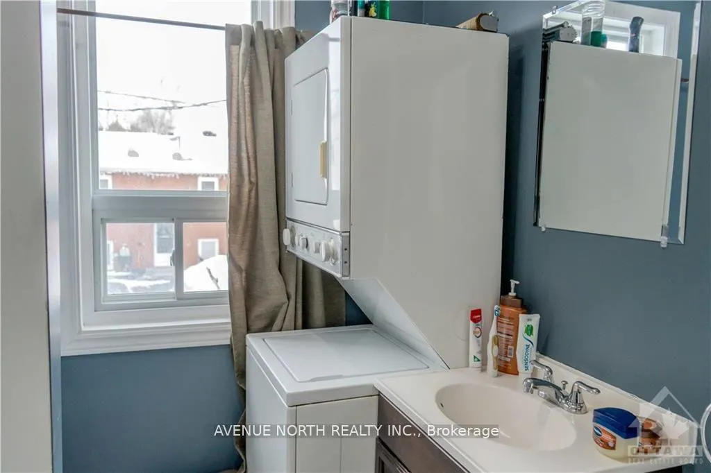 Photo 8 of 216 Hannah Street, Ottawa, Vanier — HOMEH