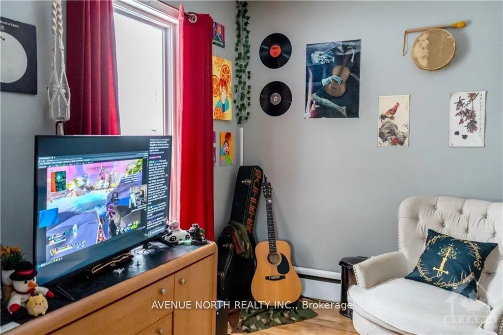 Photo 9 of 216 Hannah Street, Ottawa, Vanier — HOMEH