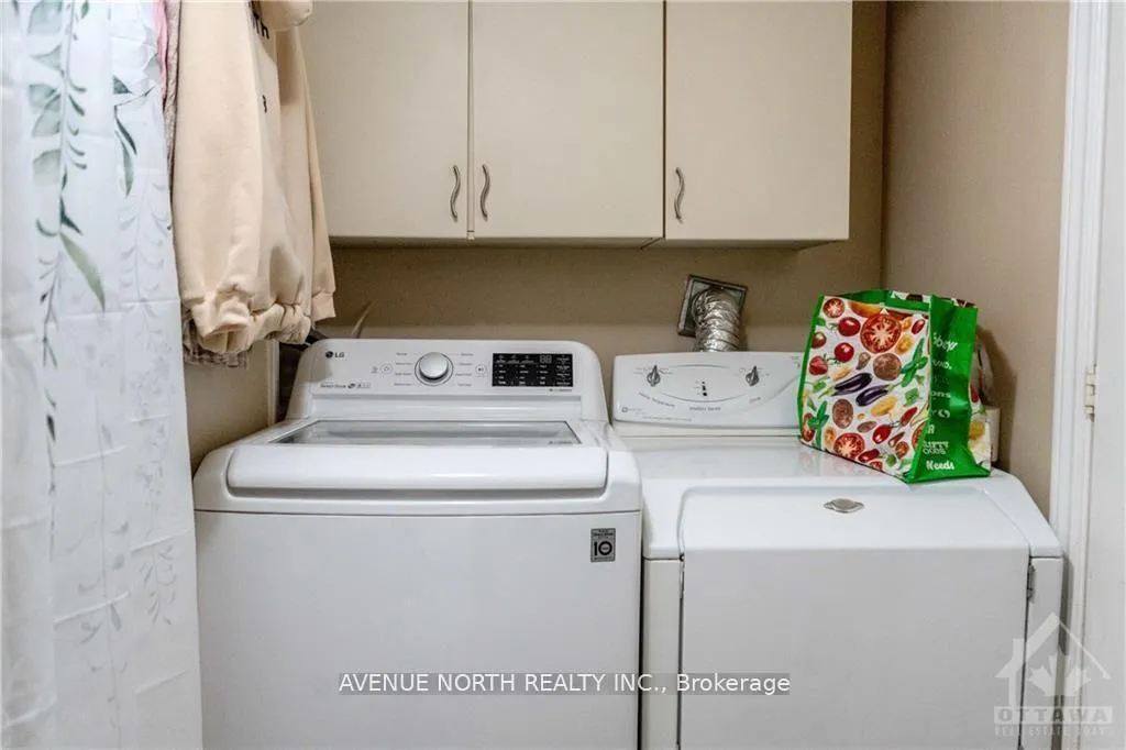 Photo 11 of 216 Hannah Street, Ottawa, Vanier — HOMEH