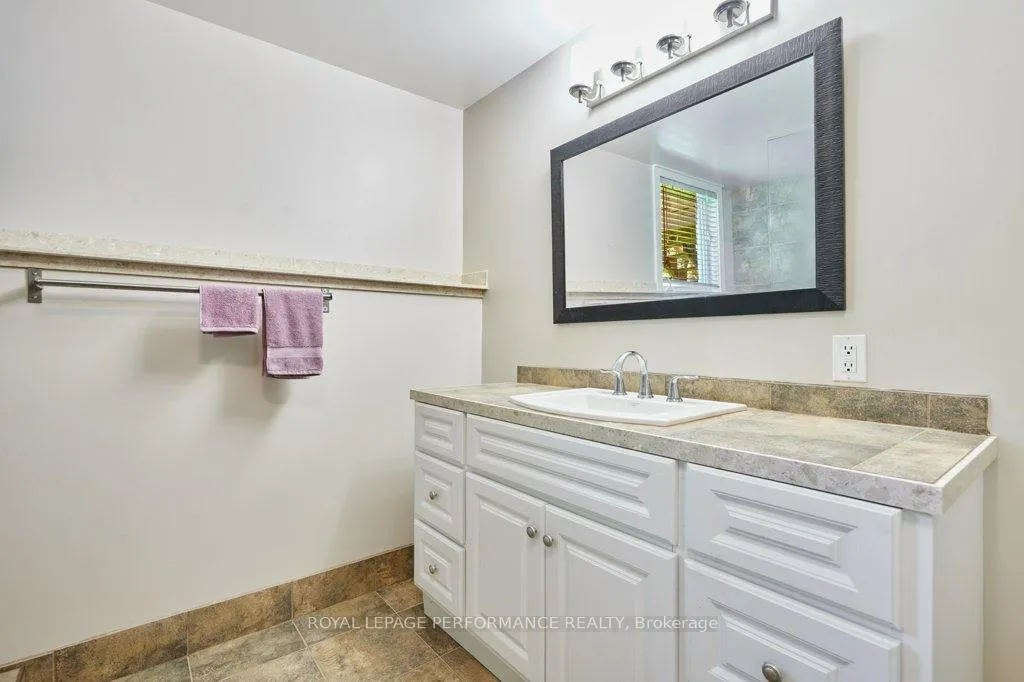Photo 30 of 8040 Iveson Drive, Ottawa, Osgoode Twp North of Reg Rd 6 — HOMEH