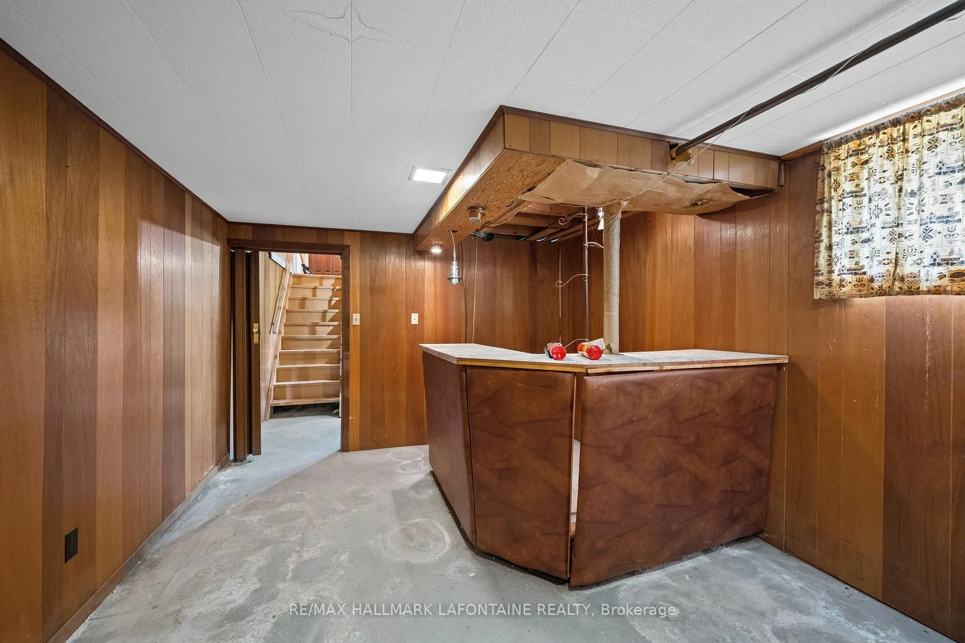 Photo 26 of 14 Kirkstall Avenue, Ottawa, Manordale — HOMEH