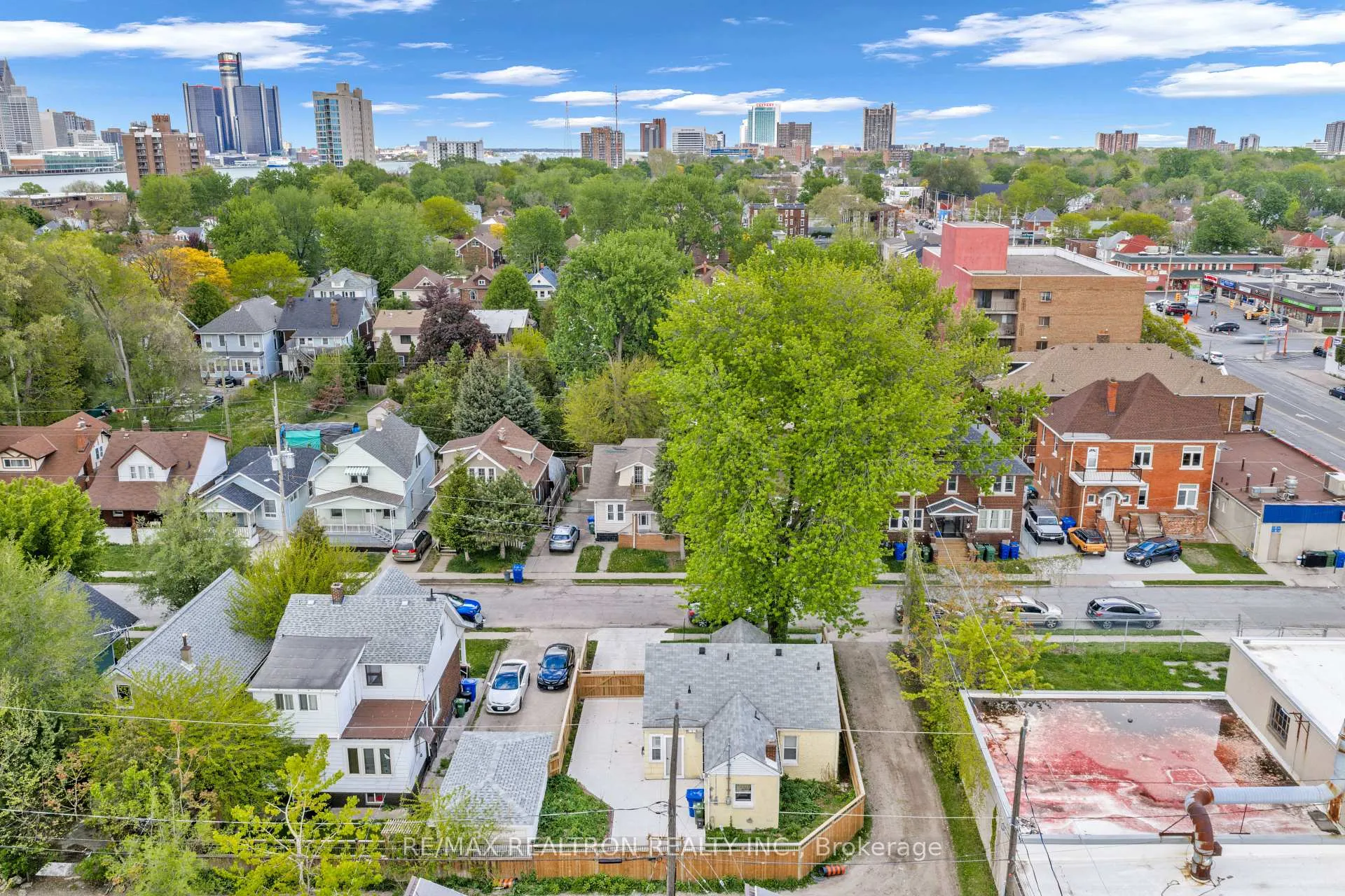 Photo 7 of 269 Josephine Avenue, Windsor — HOMEH
