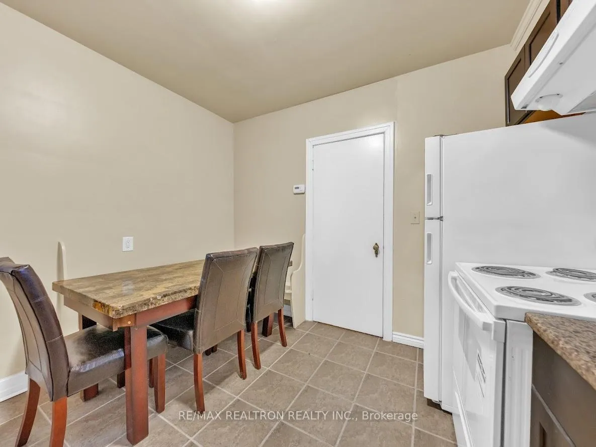 Photo 30 of 269 Josephine Avenue, Windsor — HOMEH