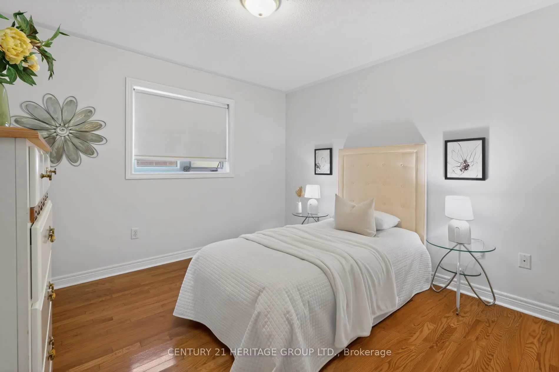 Photo 11 of 335 Bathurst Glen Drive, Vaughan, Patterson — HOMEH