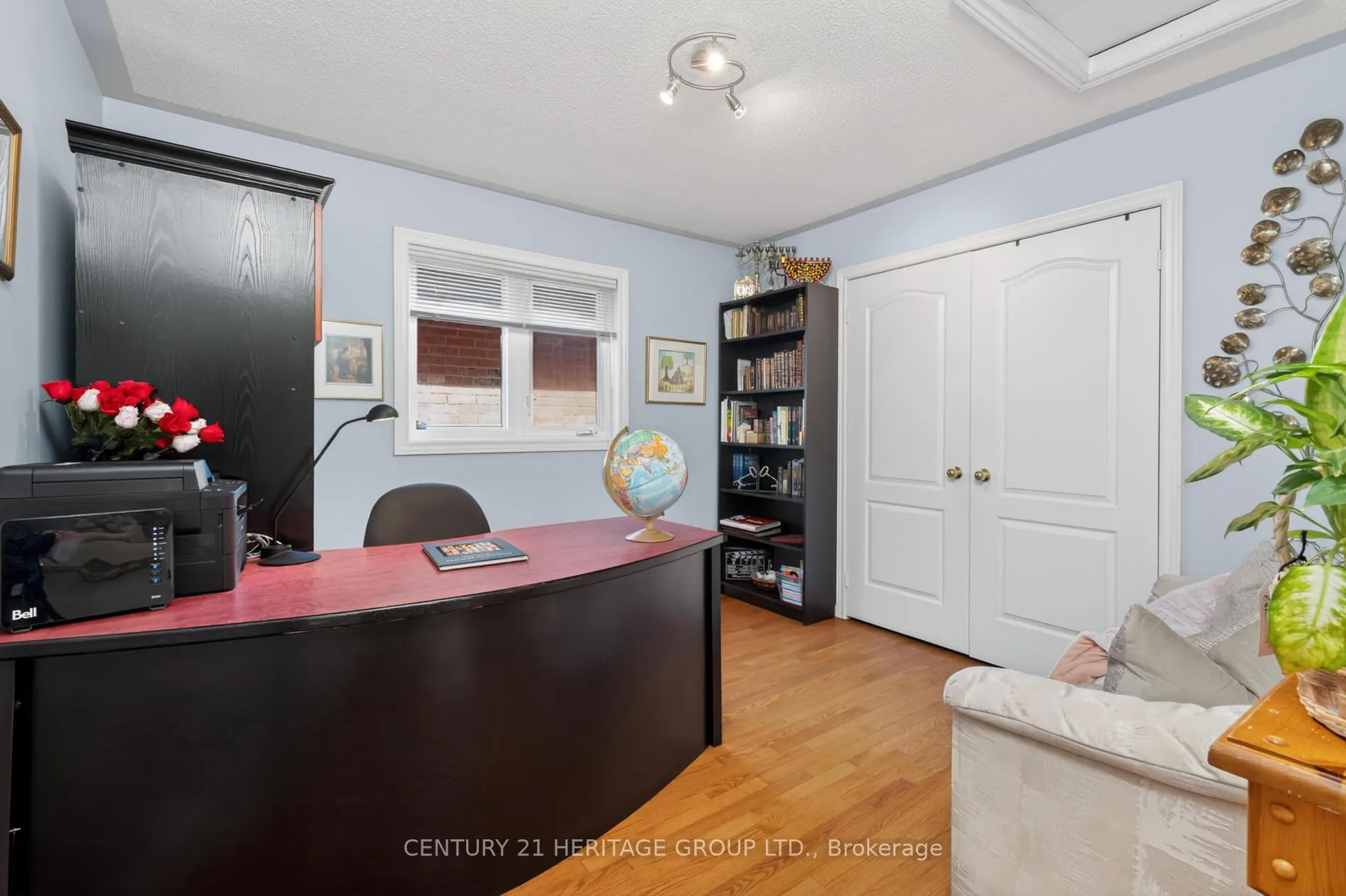 Photo 14 of 335 Bathurst Glen Drive, Vaughan, Patterson — HOMEH