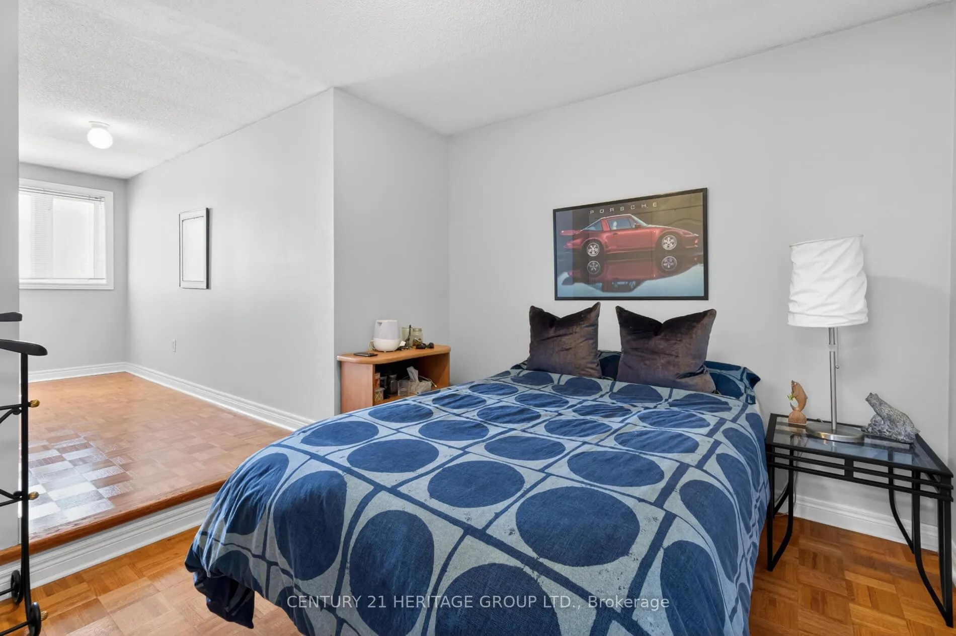Photo 19 of 335 Bathurst Glen Drive, Vaughan, Patterson — HOMEH