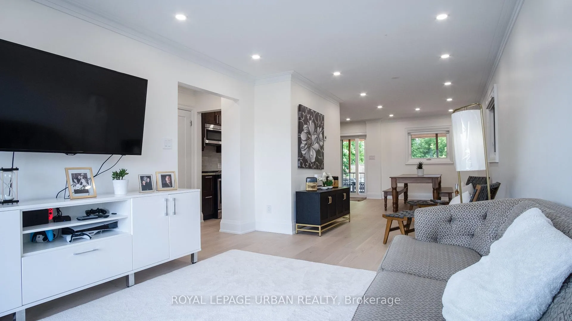 Photo 4 of 434 Westmount Avenue, Toronto, Oakwood Village — HOMEH