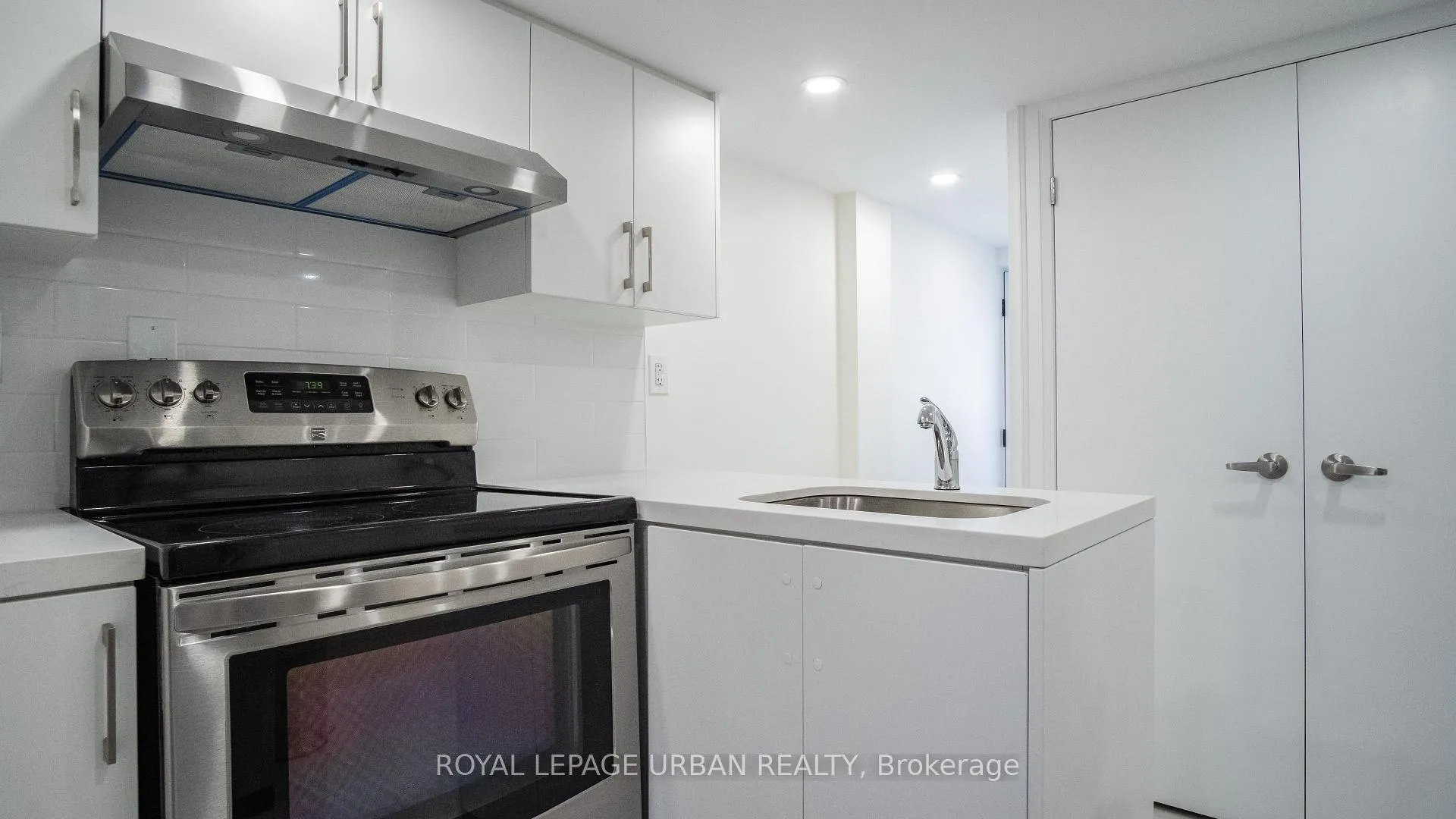 Photo 26 of 434 Westmount Avenue, Toronto, Oakwood Village — HOMEH