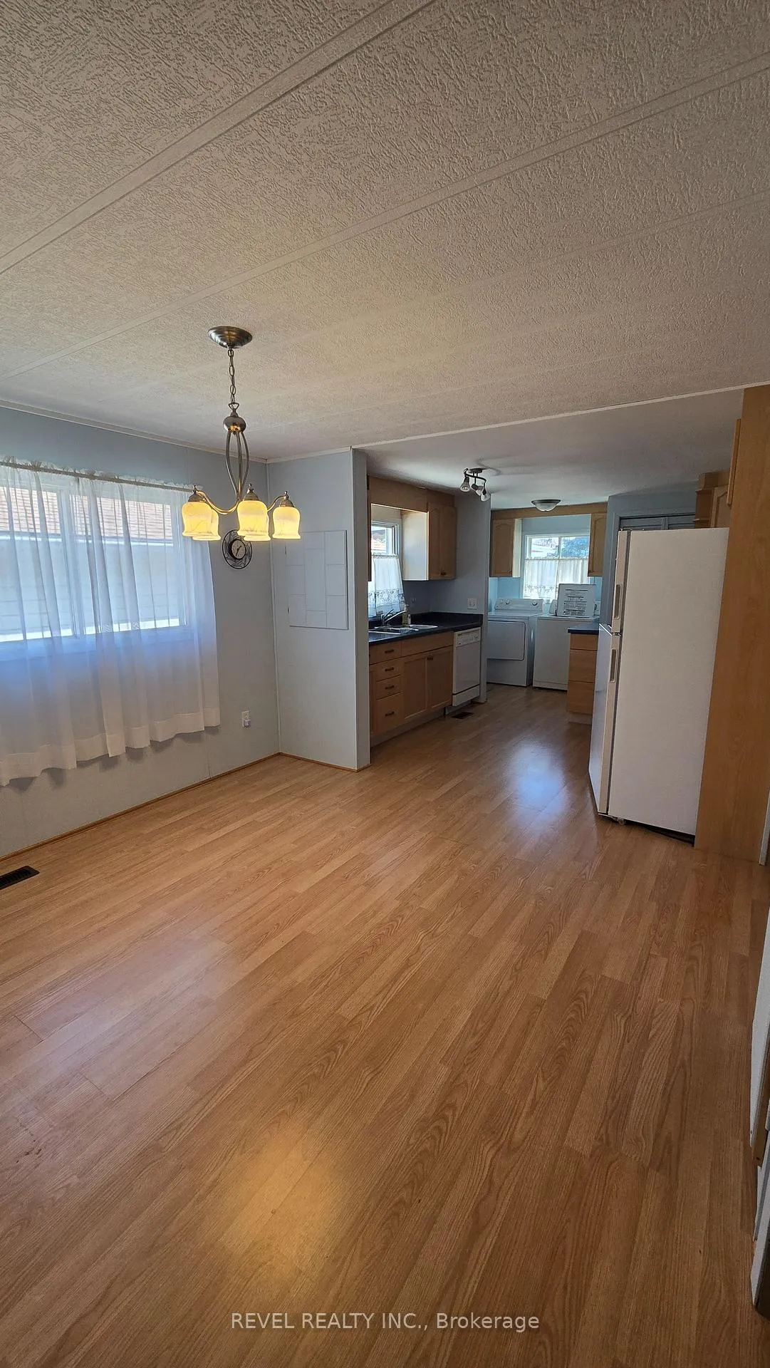 Photo 19 of 25 Miller Street, Strathroy-Caradoc, SE — HOMEH