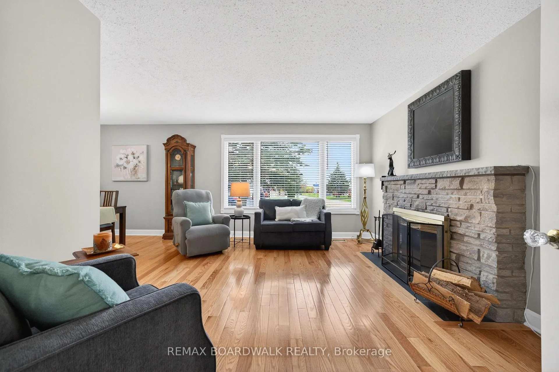 Photo 6 of 189 Banning Road, Ottawa, Kanata - Glencairn/Hazeldean — HOMEH