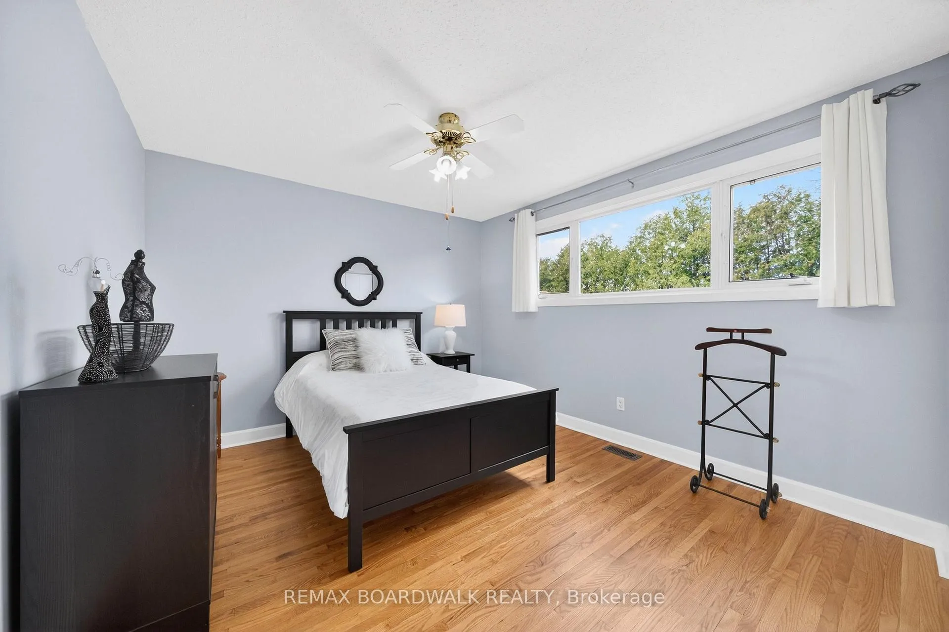 Photo 21 of 189 Banning Road, Ottawa, Kanata - Glencairn/Hazeldean — HOMEH