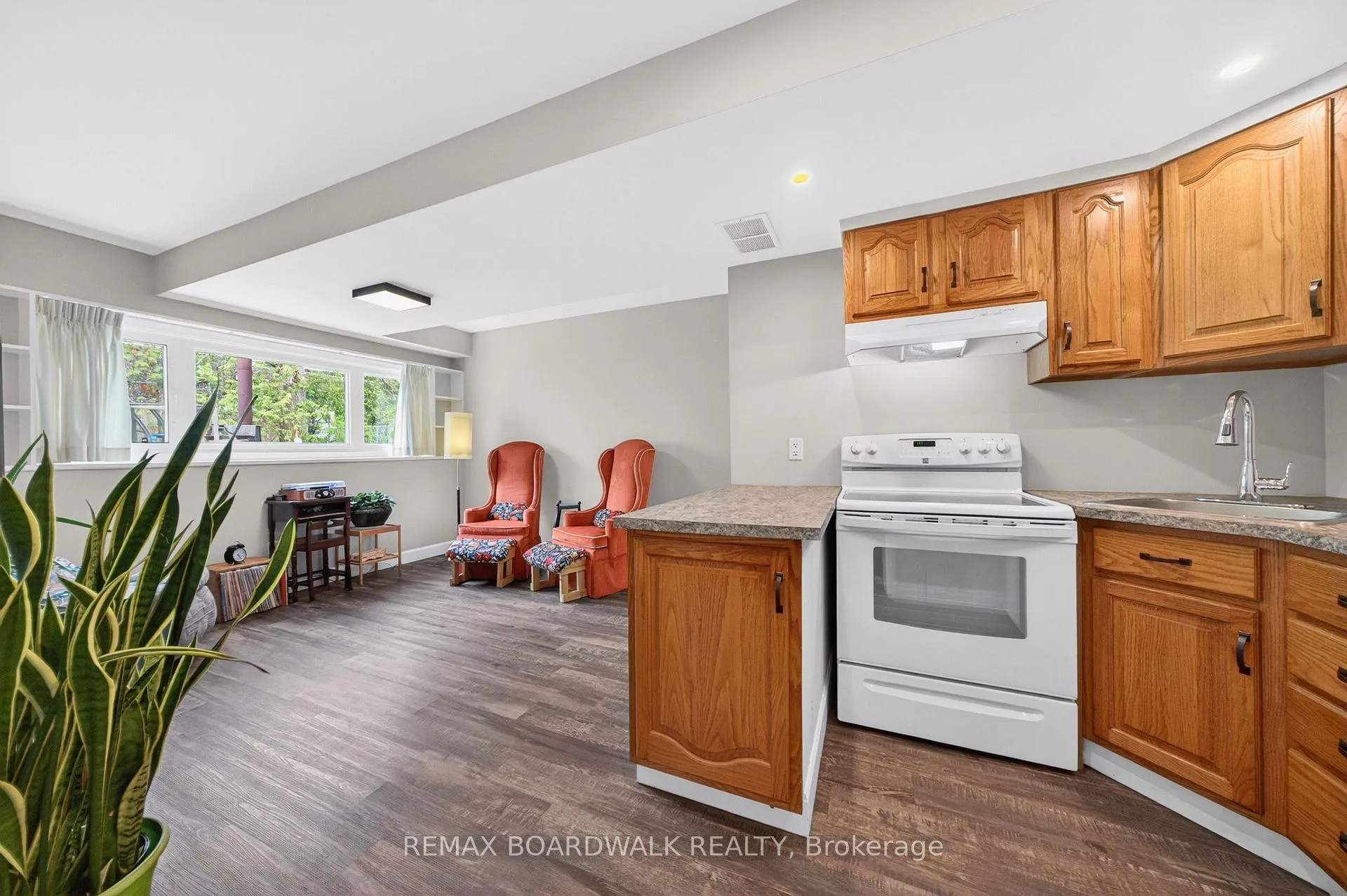 Photo 28 of 189 Banning Road, Ottawa, Kanata - Glencairn/Hazeldean — HOMEH