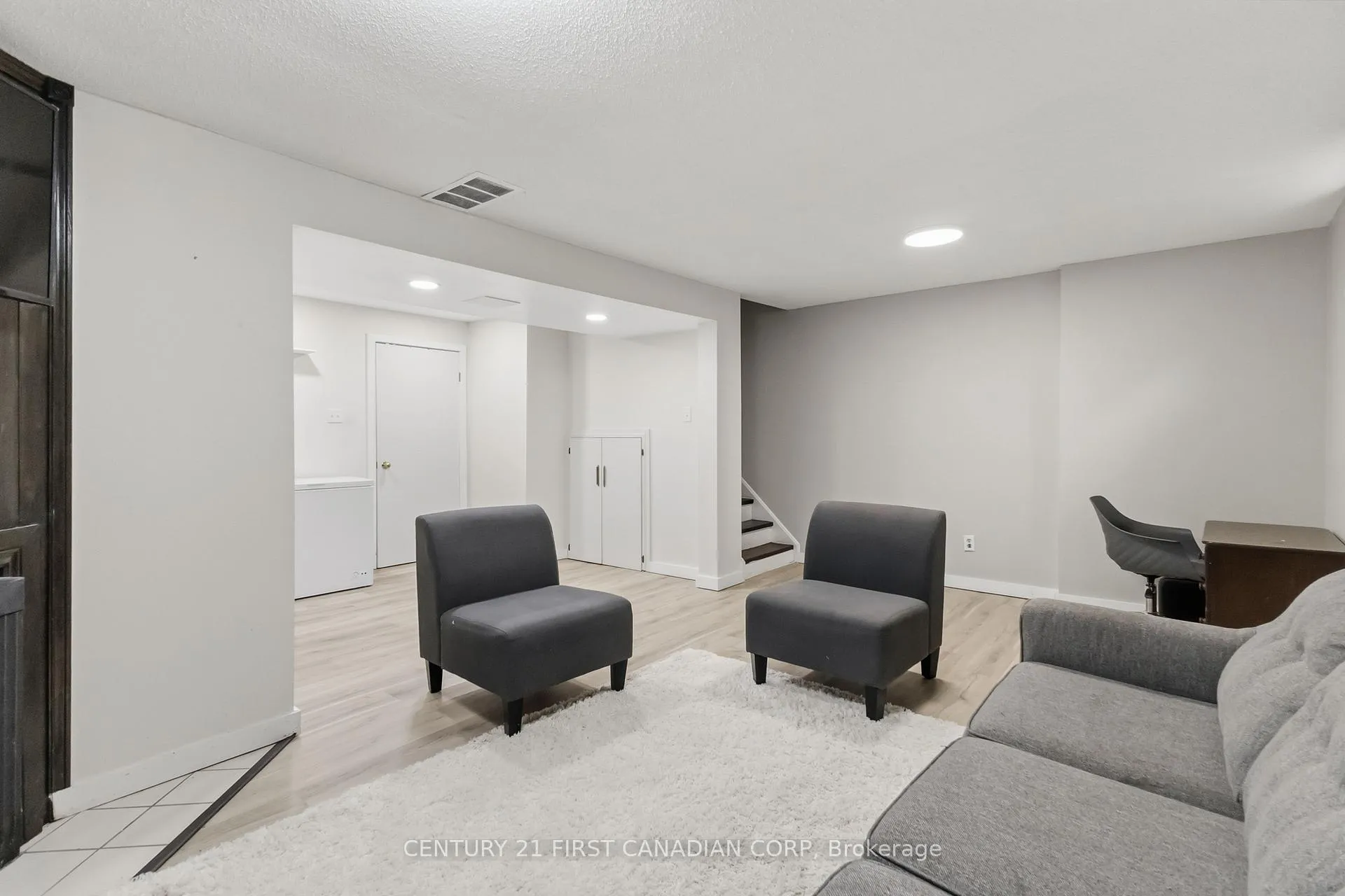 Photo 39 of Unit 6, 720 Deveron Crescent, London, South T — HOMEH