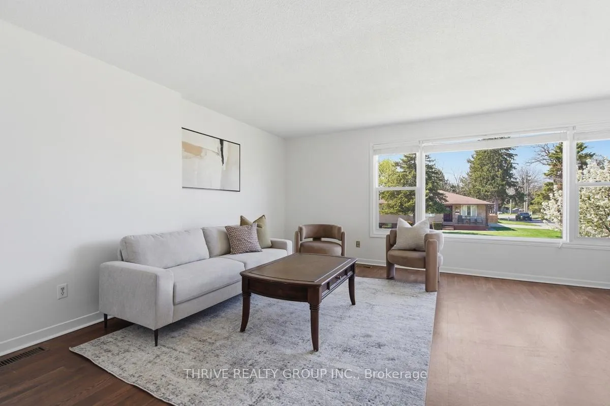 Photo 4 of 23 Vine Avenue, Strathroy-Caradoc, SW — HOMEH
