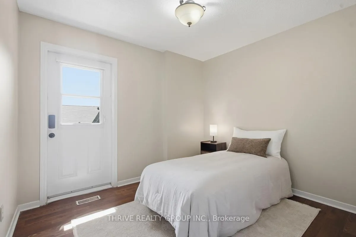 Photo 16 of 23 Vine Avenue, Strathroy-Caradoc, SW — HOMEH