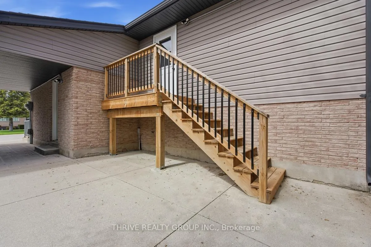 Photo 20 of 23 Vine Avenue, Strathroy-Caradoc, SW — HOMEH