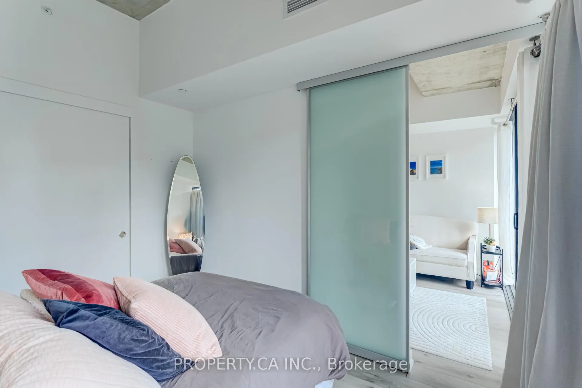 Photo 20 of Unit 717, 161 Roehampton Avenue, Toronto, Mount Pleasant West — HOMEH