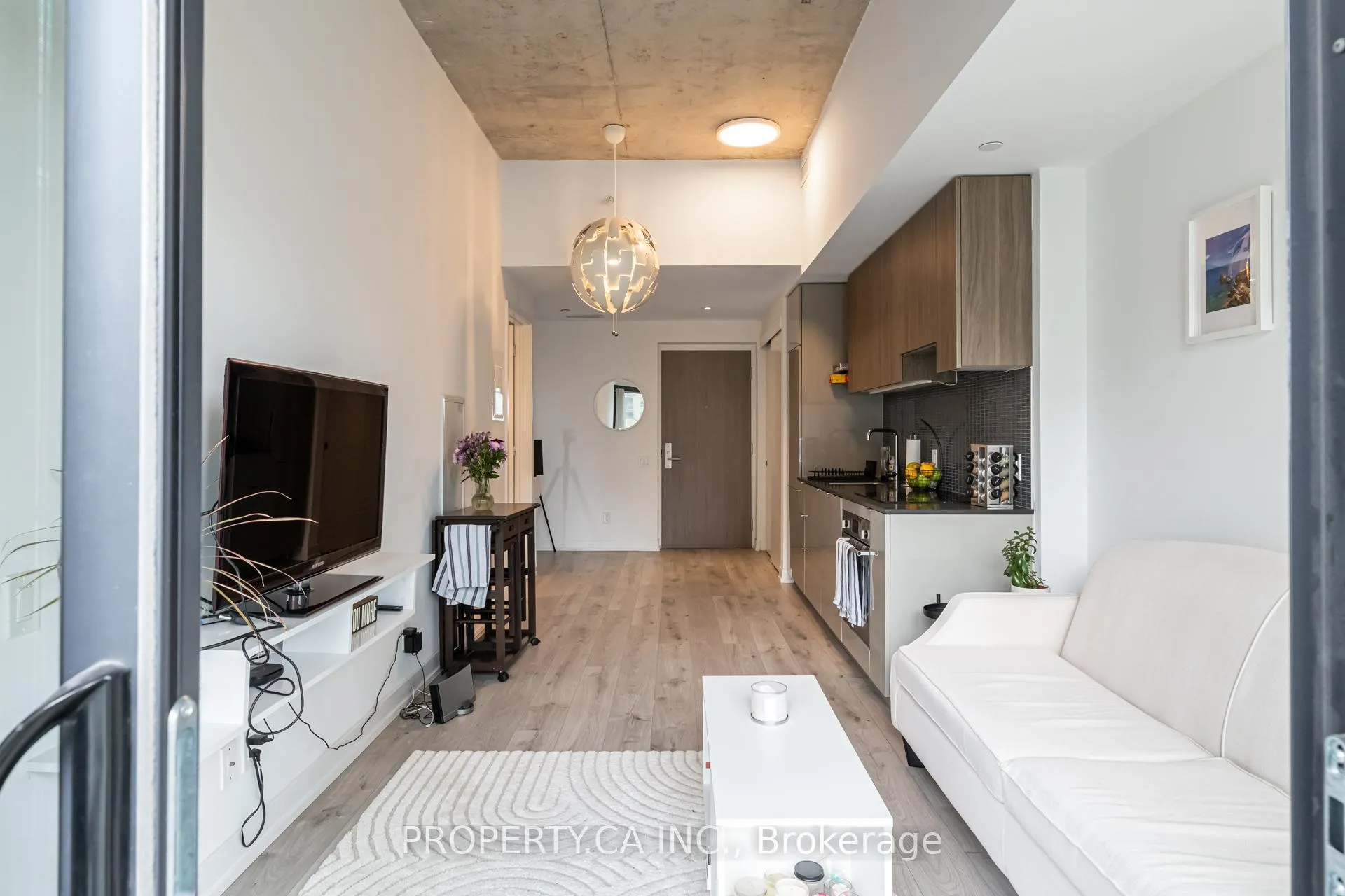 Photo 27 of Unit 717, 161 Roehampton Avenue, Toronto, Mount Pleasant West — HOMEH