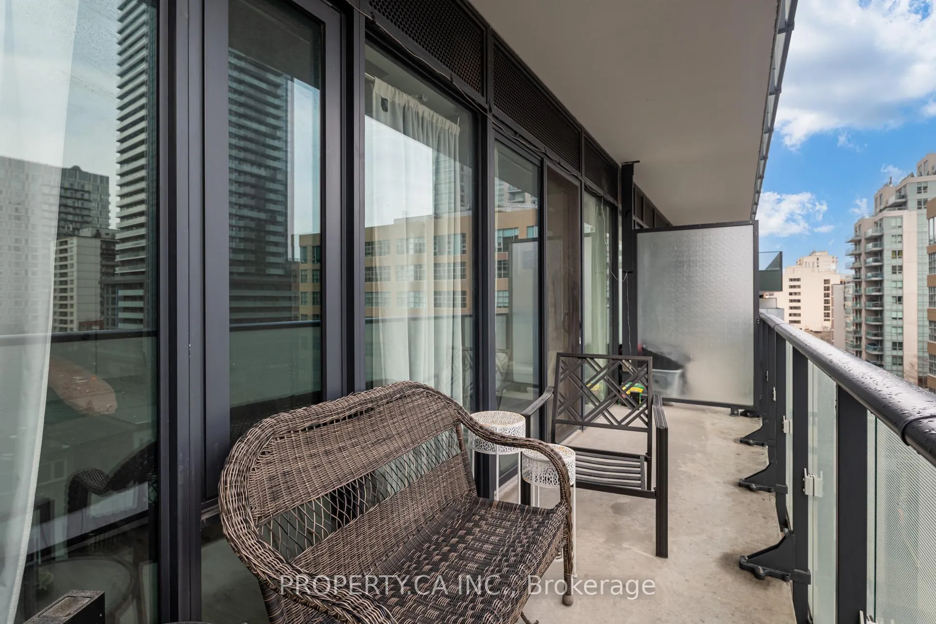 Photo 29 of Unit 717, 161 Roehampton Avenue, Toronto, Mount Pleasant West — HOMEH