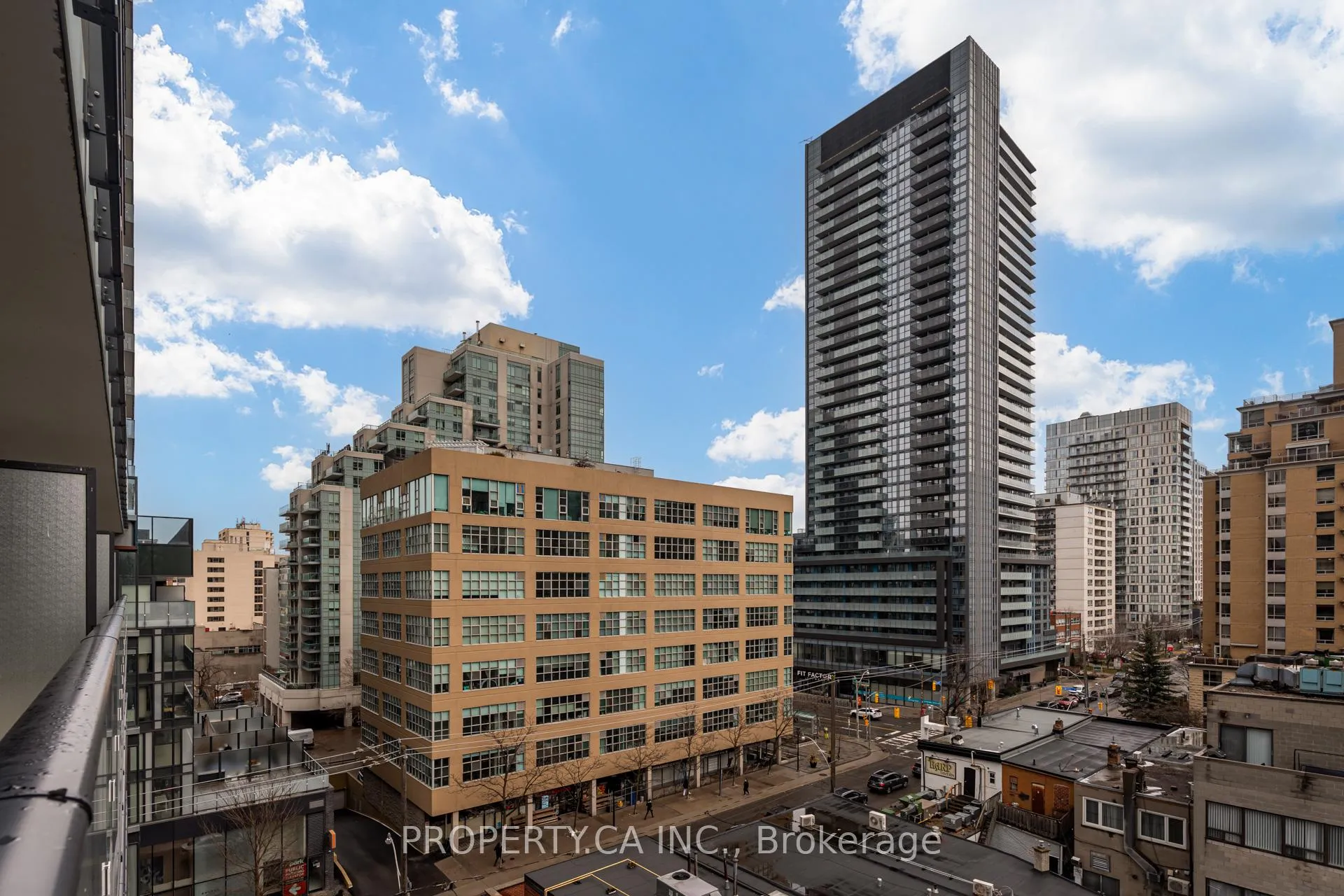 Photo 30 of Unit 717, 161 Roehampton Avenue, Toronto, Mount Pleasant West — HOMEH