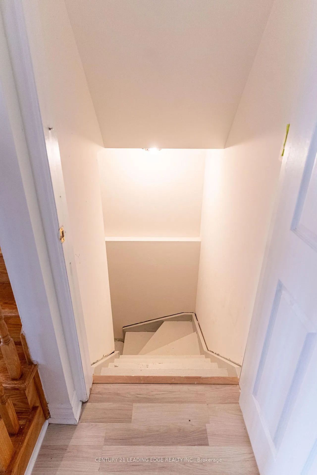 Photo 25 of 27 Mantz Crescent, Whitby, Taunton North — HOMEH