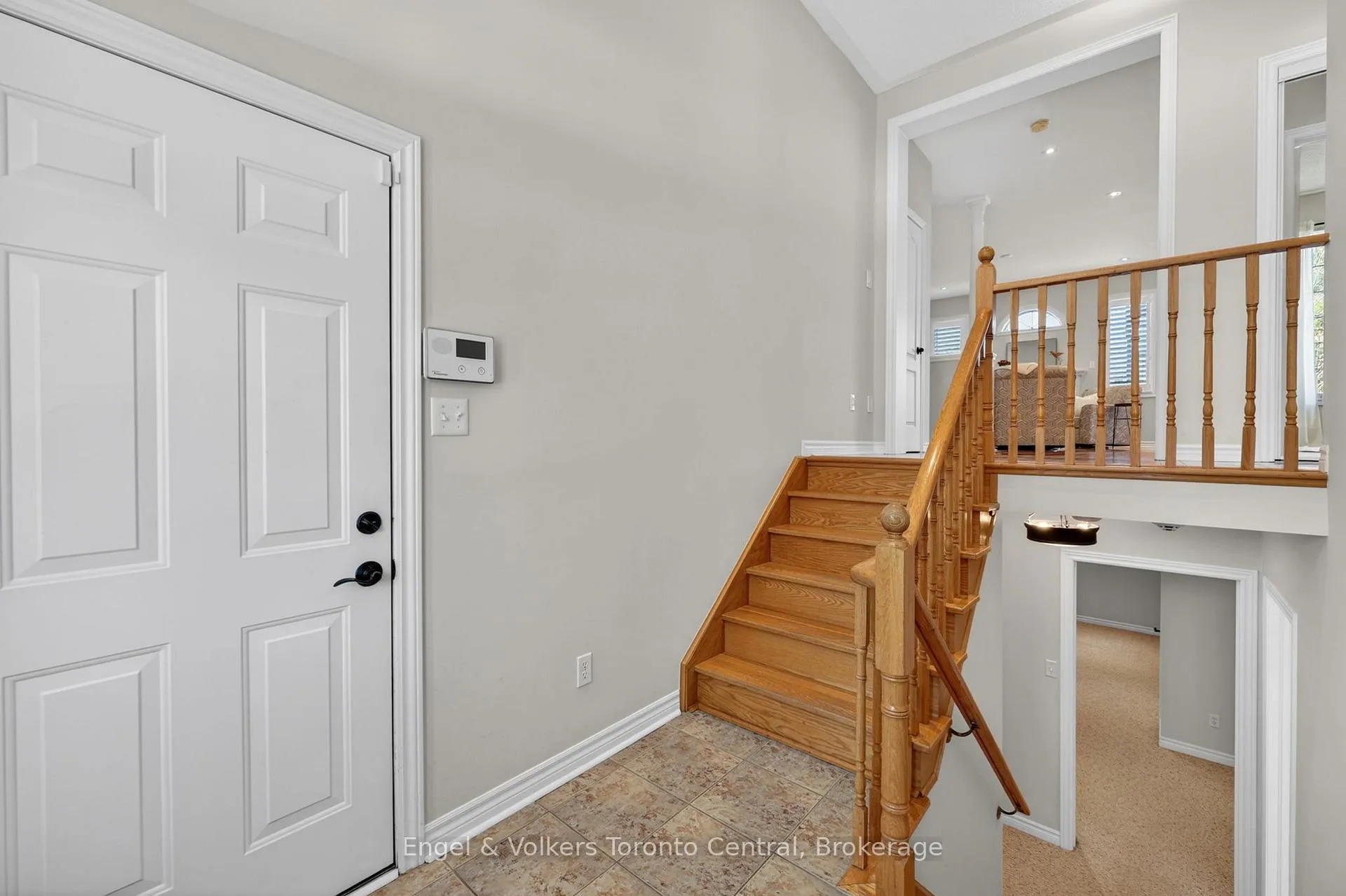 Photo 6 of 48 Oriole Crescent, Wasaga Beach — HOMEH