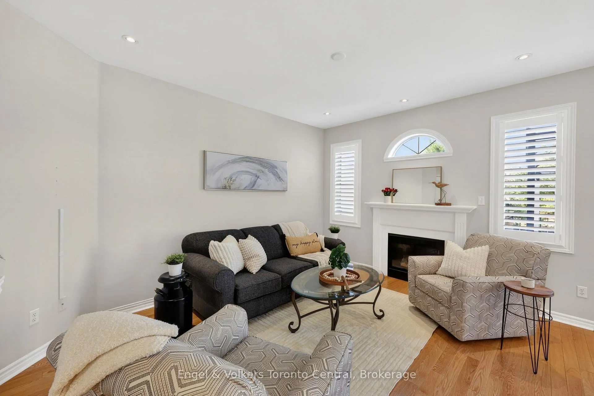 Photo 18 of 48 Oriole Crescent, Wasaga Beach — HOMEH
