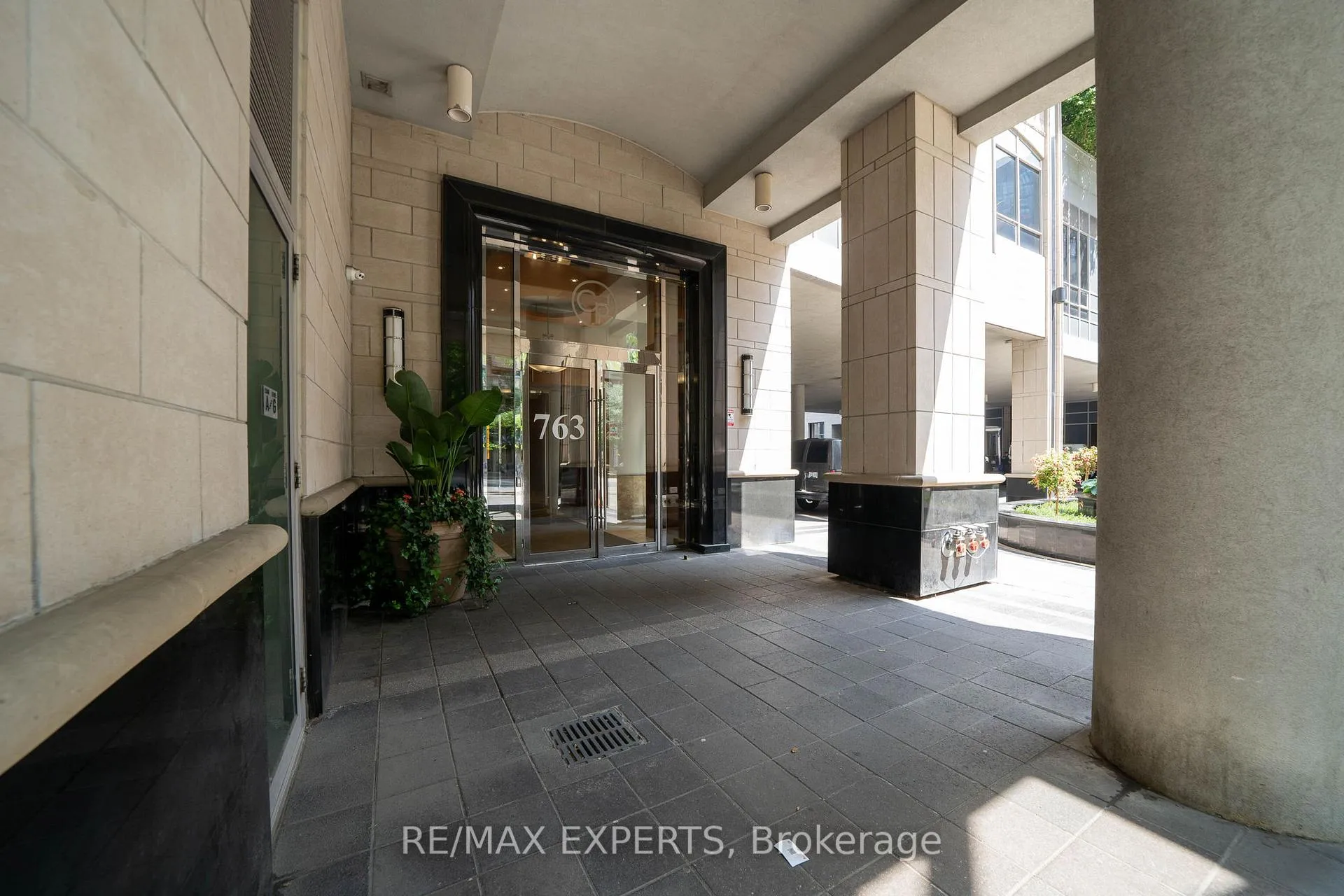 Photo 7 of Unit 307, 763 Bay Street, Toronto, Bay Street Corridor — HOMEH