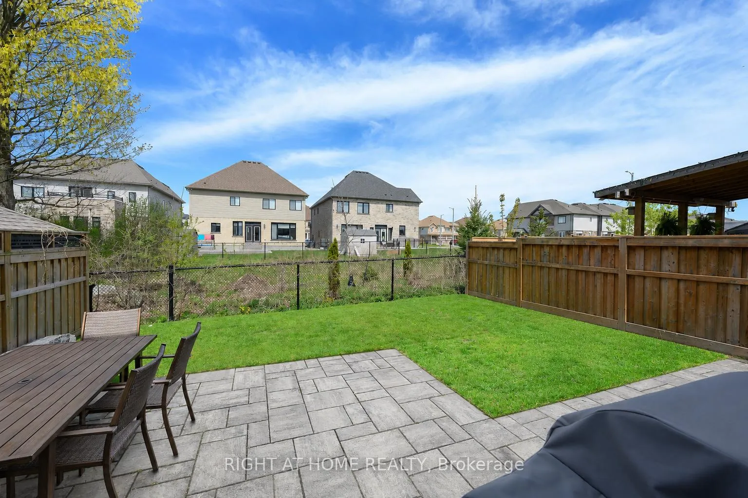 Photo 2 of 67 Ambrous Crescent, Guelph, Kortright East — HOMEH