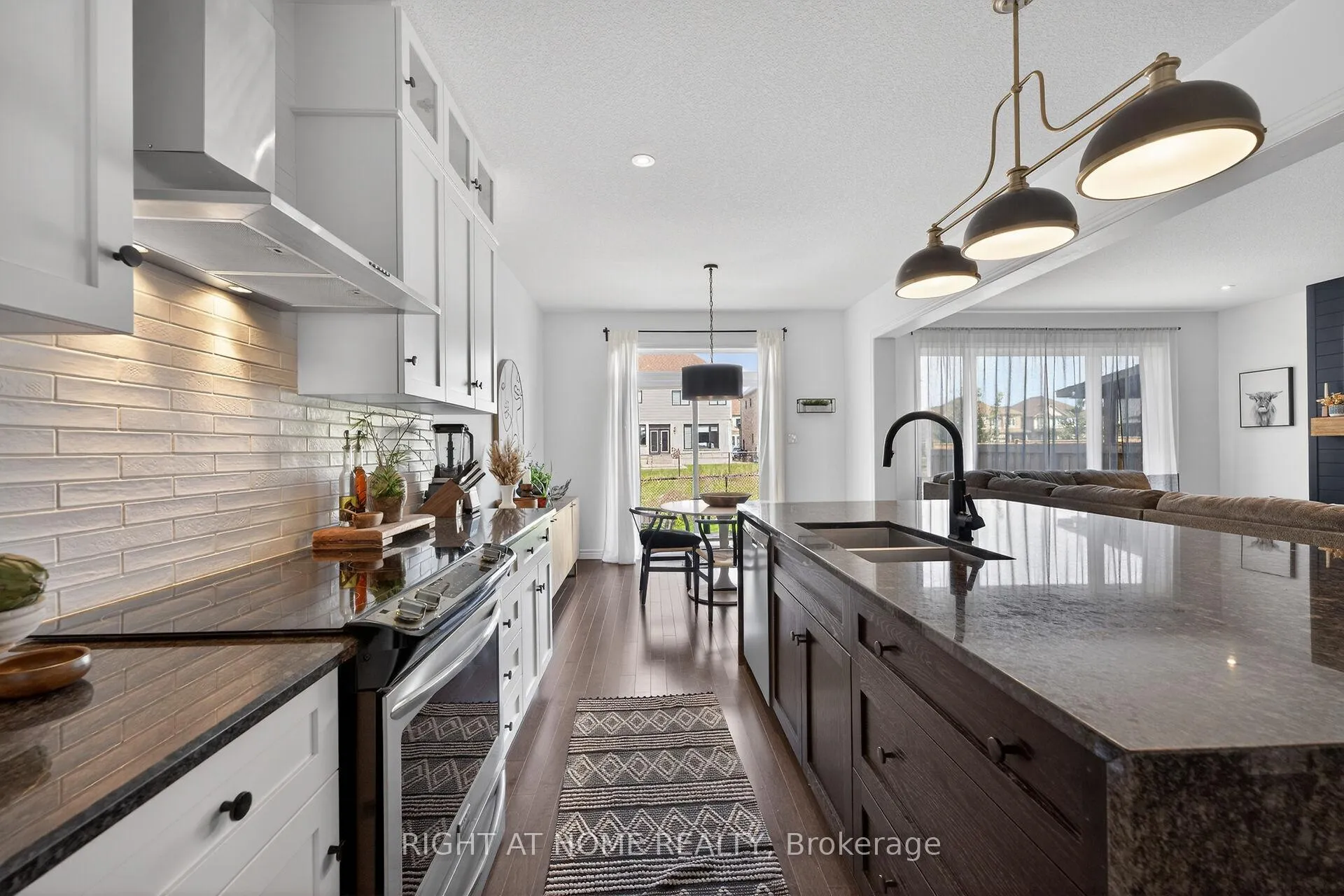 Photo 7 of 67 Ambrous Crescent, Guelph, Kortright East — HOMEH