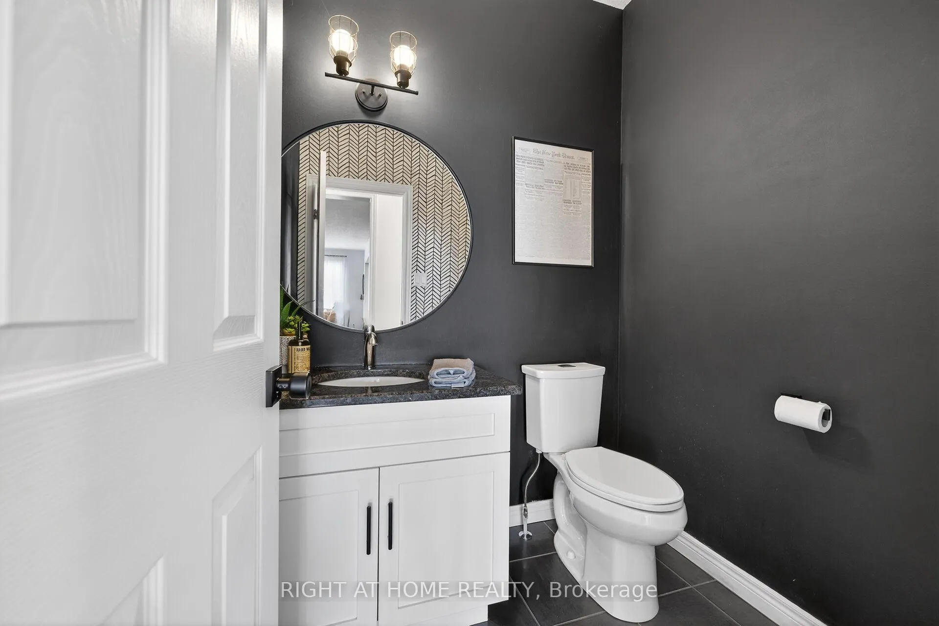 Photo 17 of 67 Ambrous Crescent, Guelph, Kortright East — HOMEH
