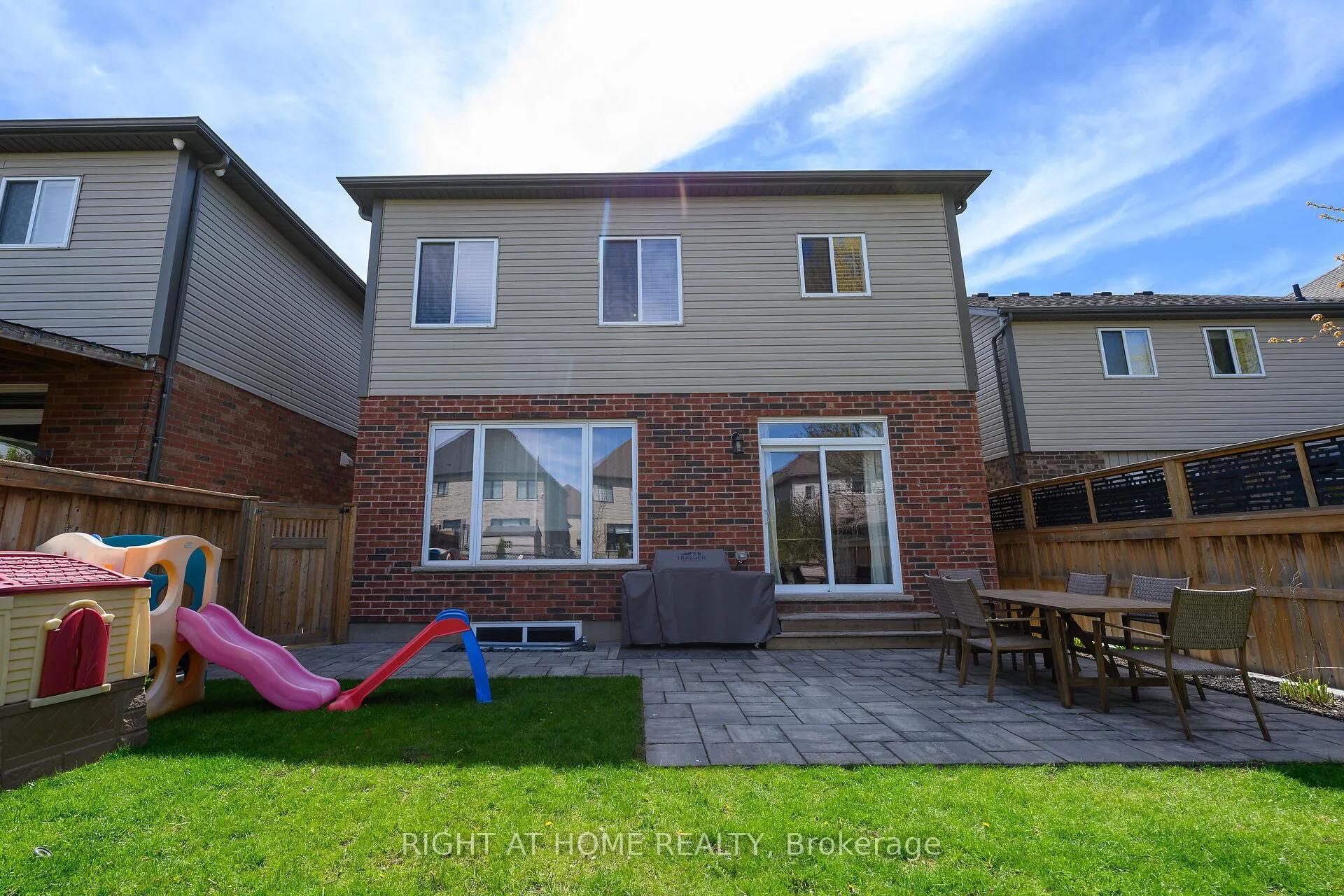 Photo 50 of 67 Ambrous Crescent, Guelph, Kortright East — HOMEH