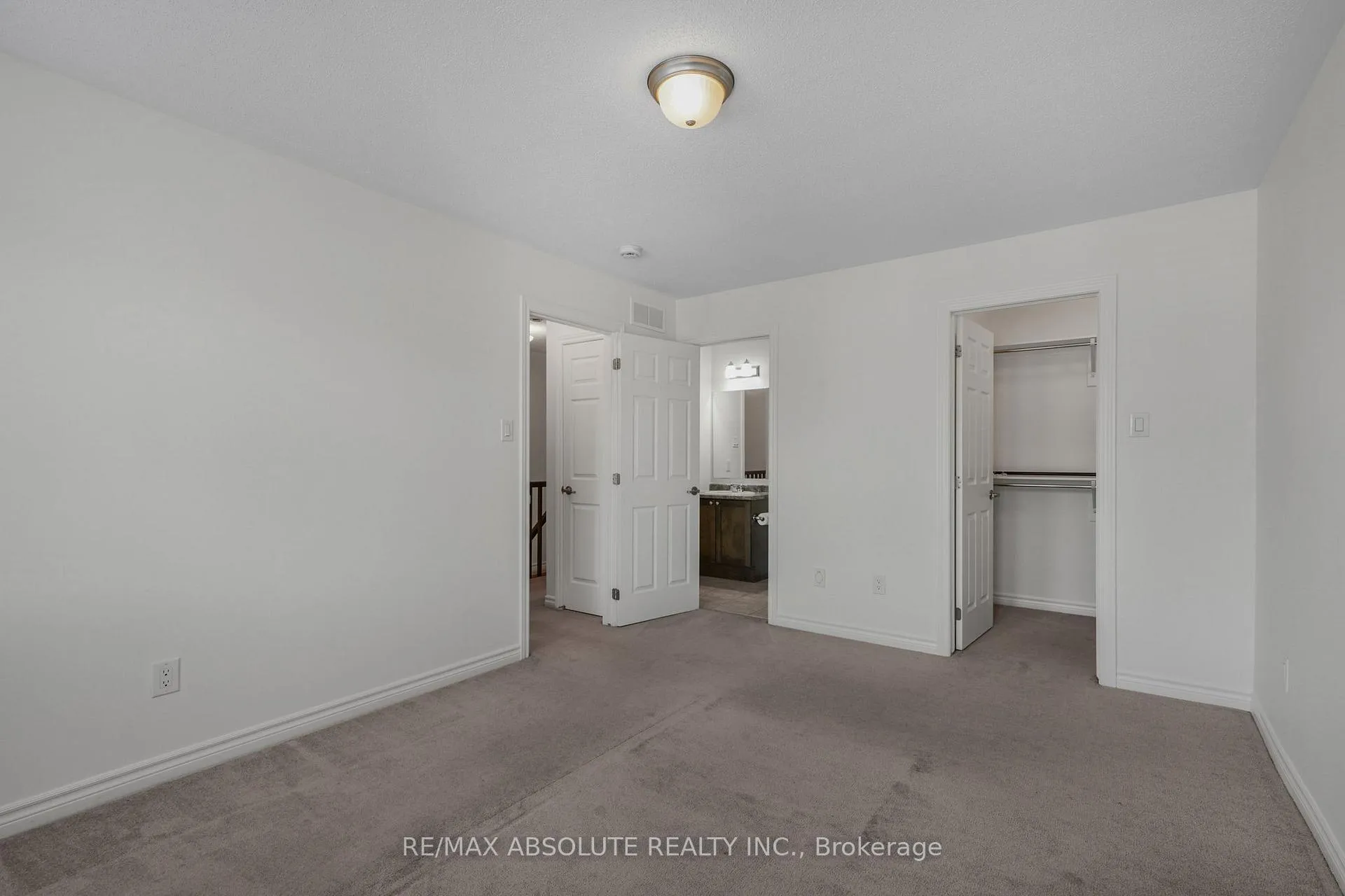 Photo 19 of 121 Helenium Lane, Ottawa, Avalon West — HOMEH