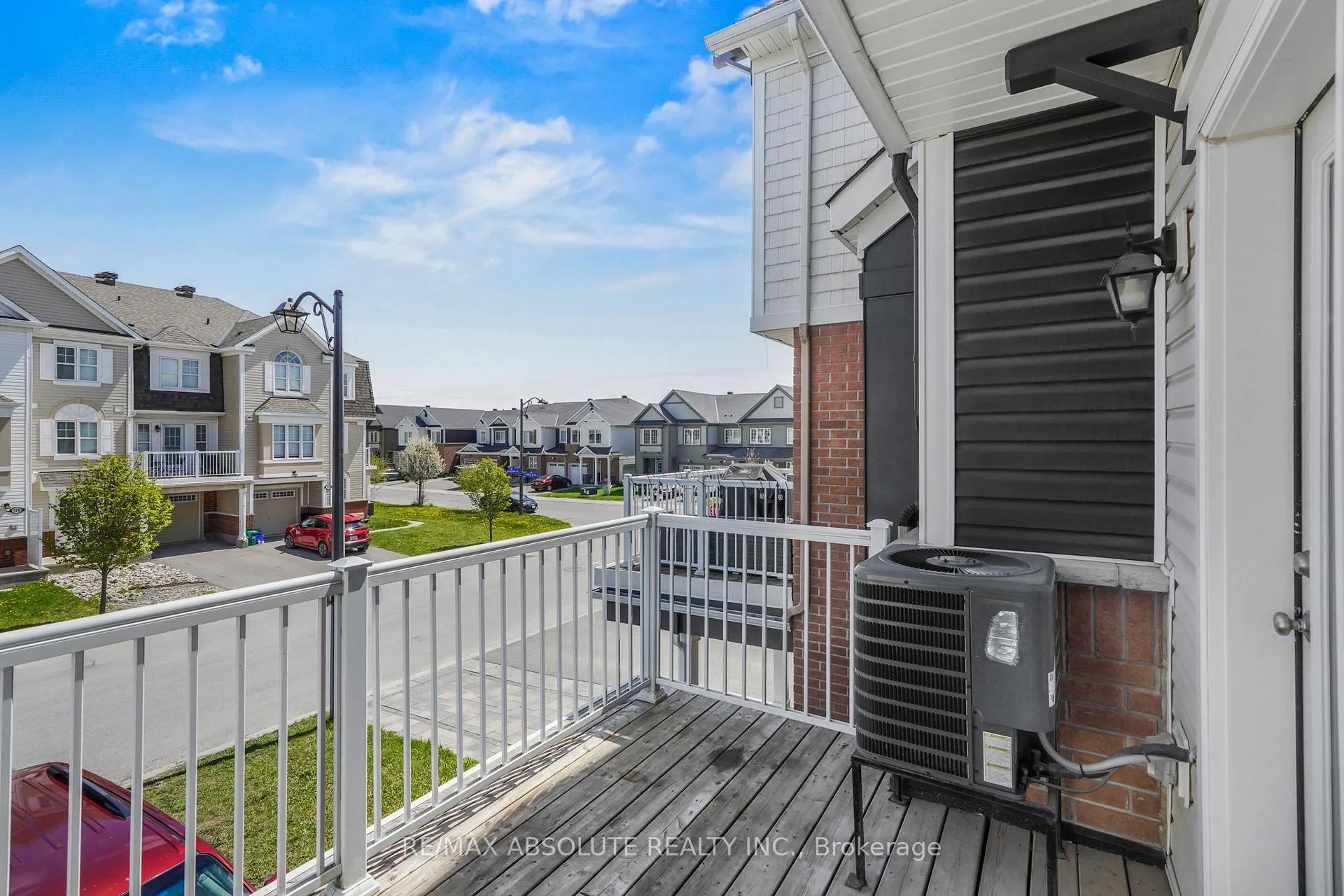 Photo 23 of 121 Helenium Lane, Ottawa, Avalon West — HOMEH