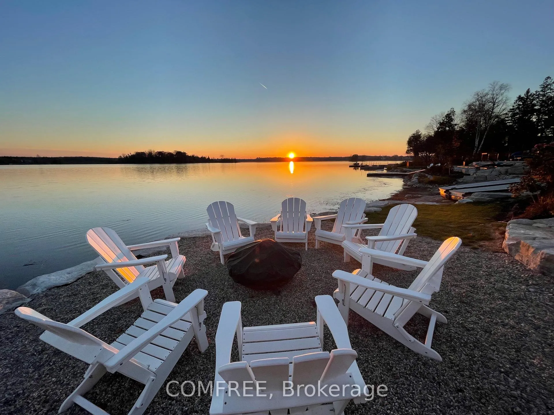 Photo 11 of 11 Lake Avenue, Puslinch, Puslinch Lake Settlement Areas — HOMEH