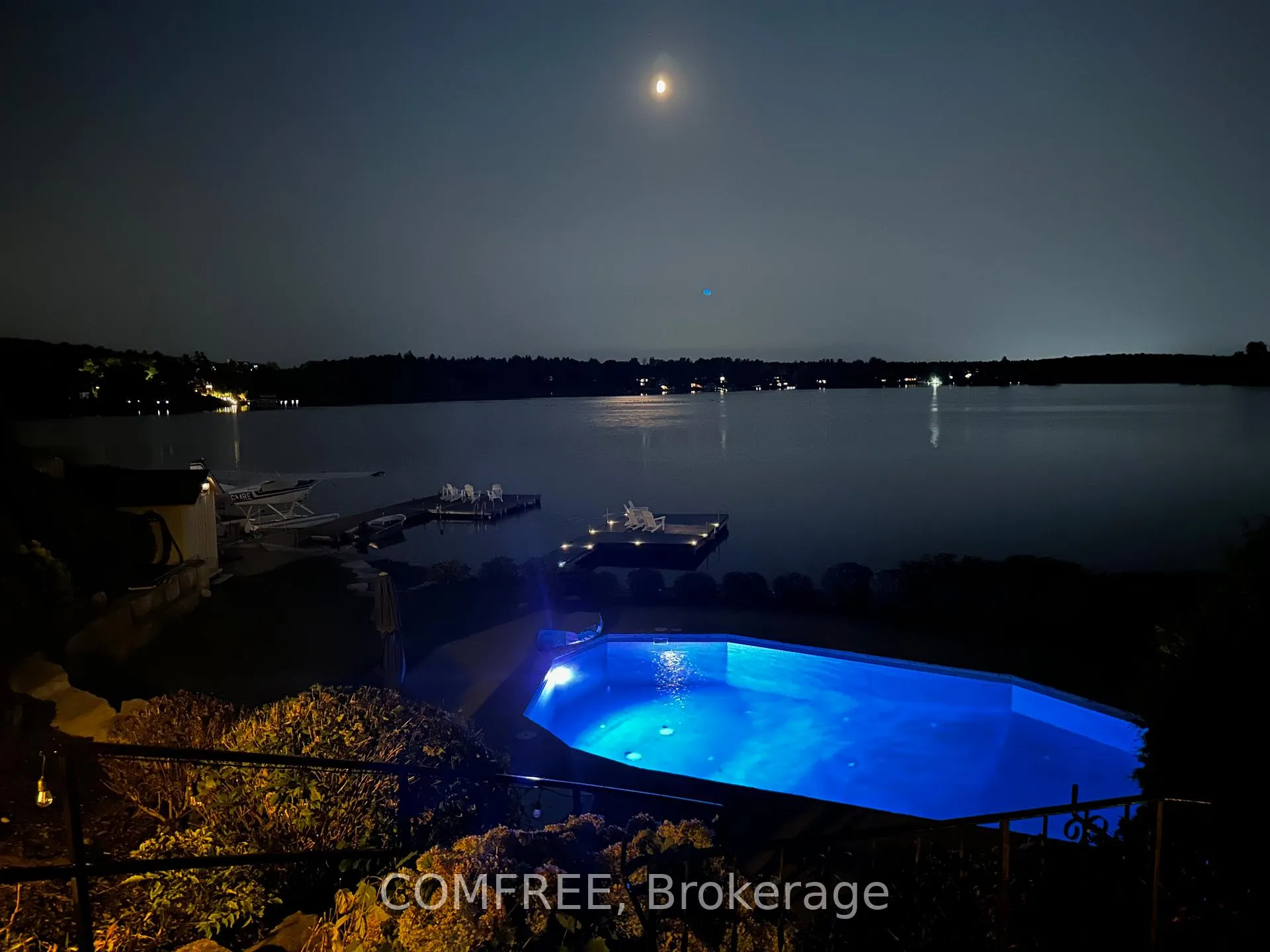 Photo 32 of 11 Lake Avenue, Puslinch, Puslinch Lake Settlement Areas — HOMEH