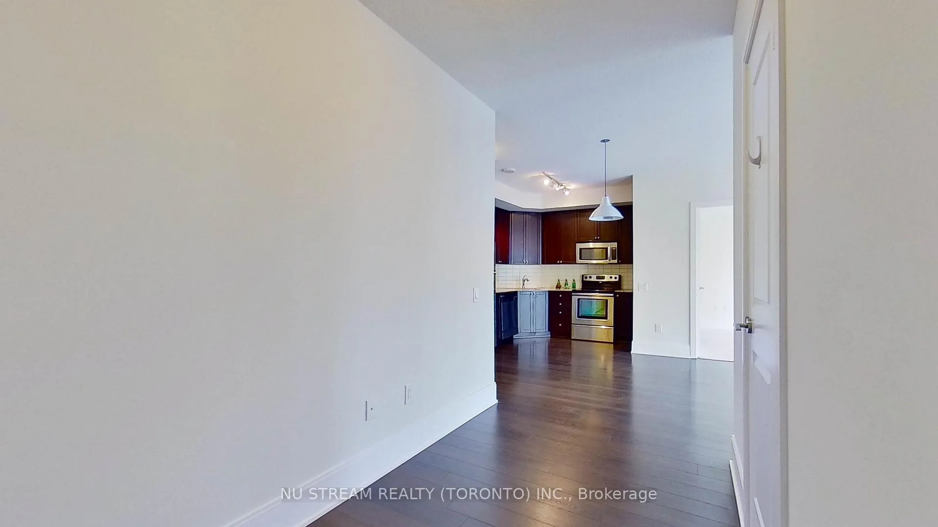 Photo 11 of Unit 829, 560 Front Street W, Toronto, Waterfront Communities — HOMEH