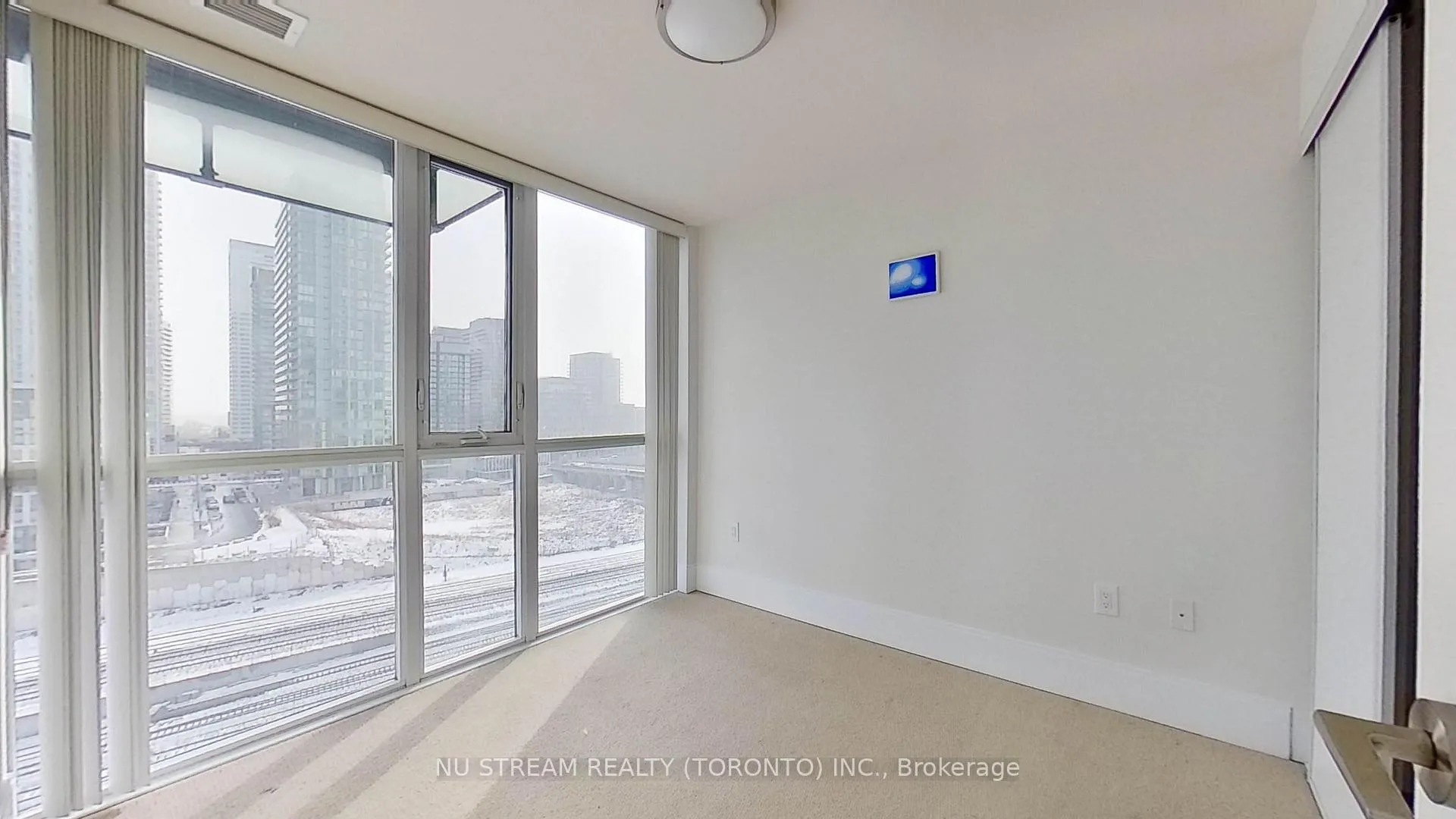 Photo 17 of Unit 829, 560 Front Street W, Toronto, Waterfront Communities — HOMEH